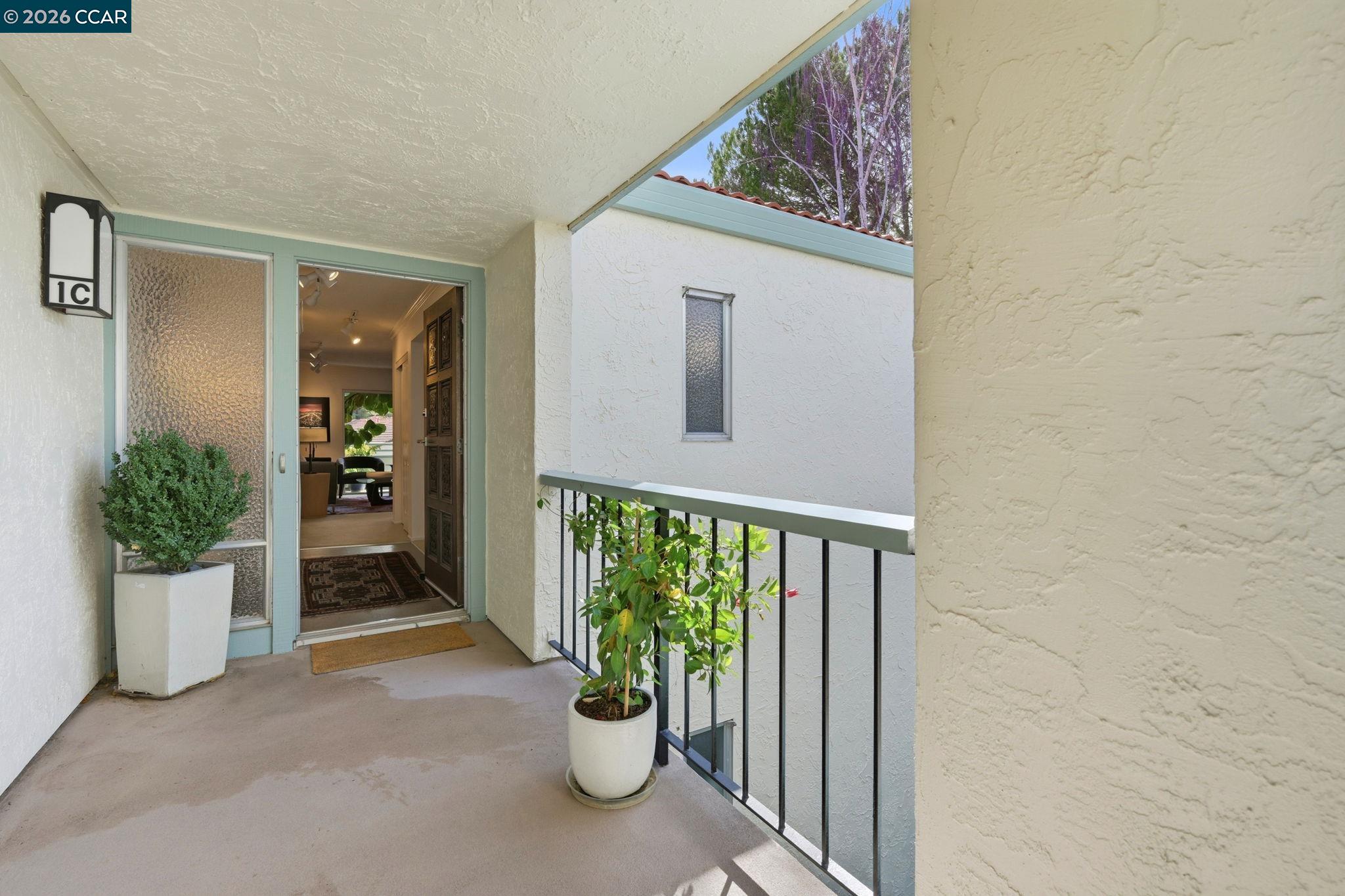 Detail Gallery Image 28 of 37 For 1501 Ptarmigan Dr 1c,  Walnut Creek,  CA 94595 - 1 Beds | 1 Baths
