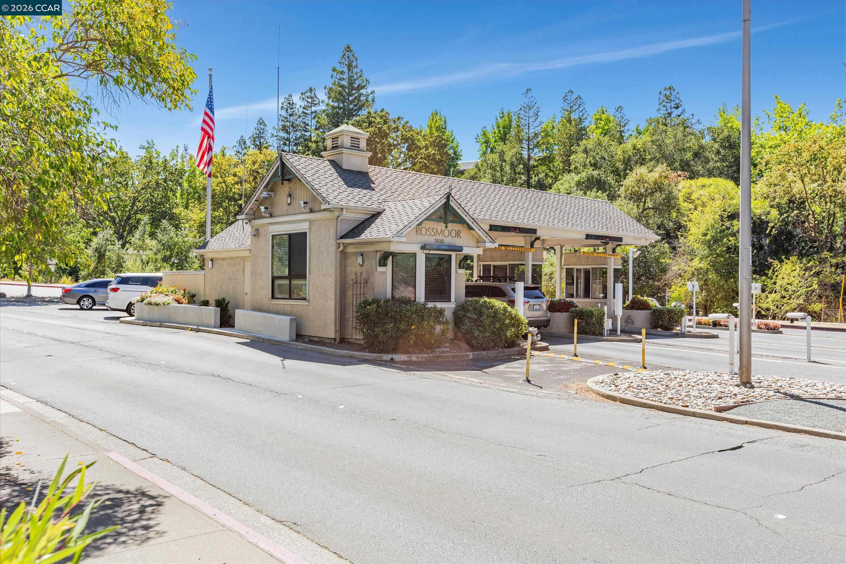 Detail Gallery Image 30 of 37 For 1501 Ptarmigan Dr 1c,  Walnut Creek,  CA 94595 - 1 Beds | 1 Baths