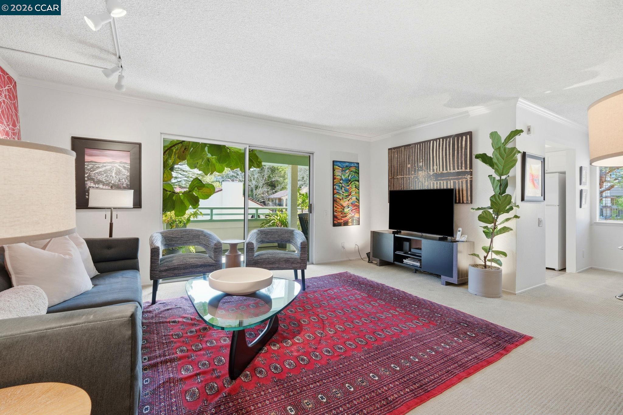 Photo #4: 41124802 Listing: Photo #4