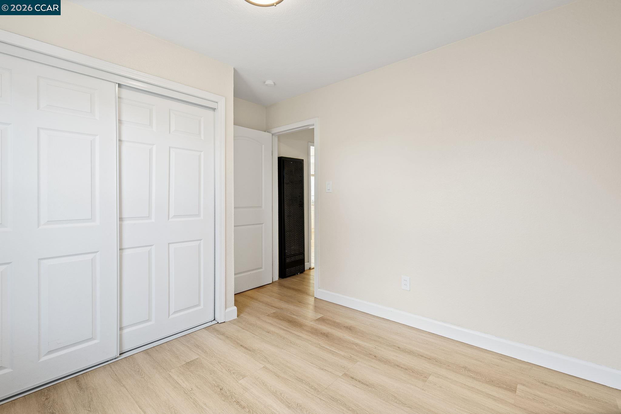 Detail Gallery Image 17 of 46 For 4820 Blum Rd, Martinez,  CA 94553 - 5 Beds | 2/1 Baths