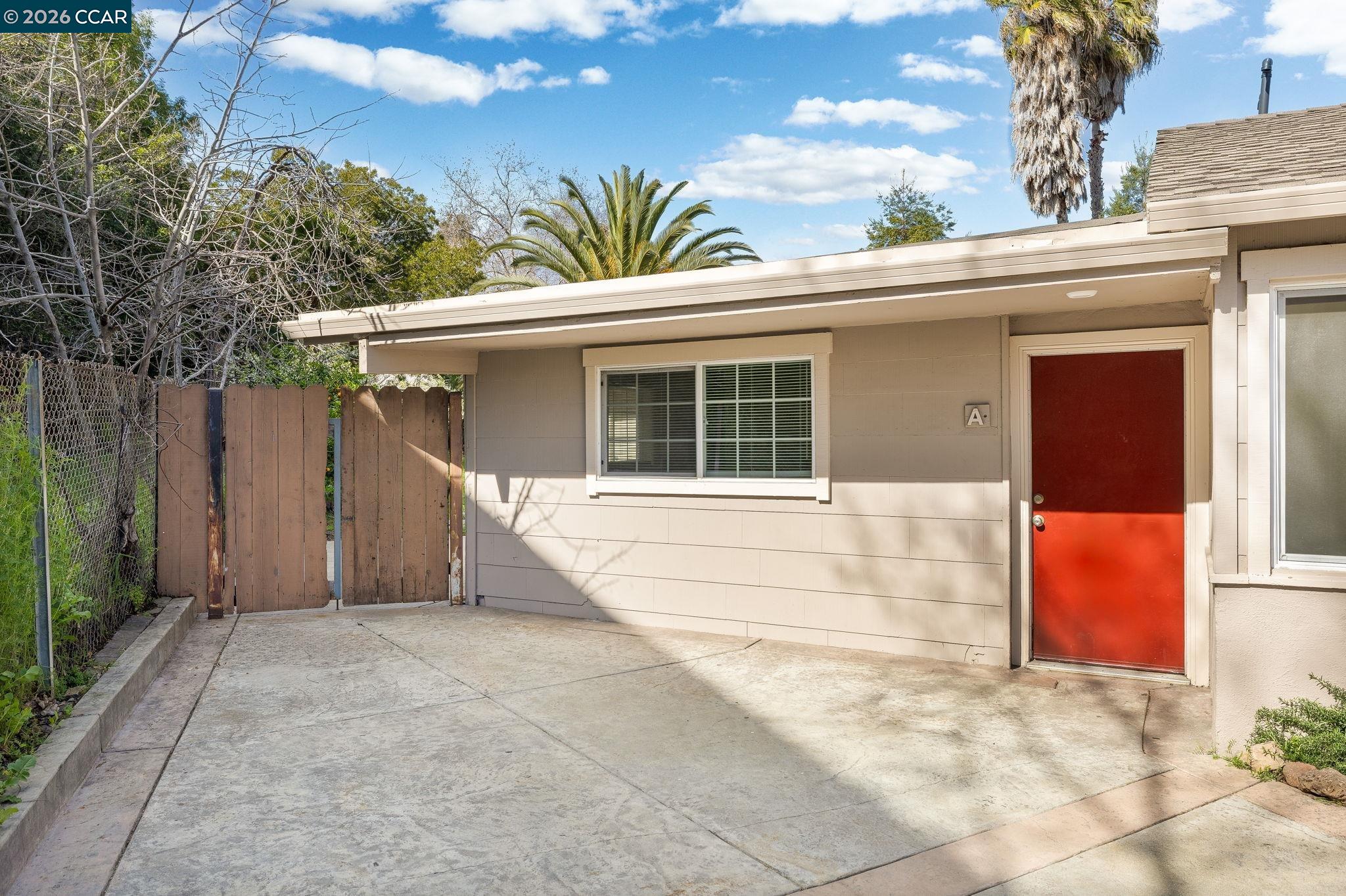 Detail Gallery Image 23 of 46 For 4820 Blum Rd, Martinez,  CA 94553 - 5 Beds | 2/1 Baths