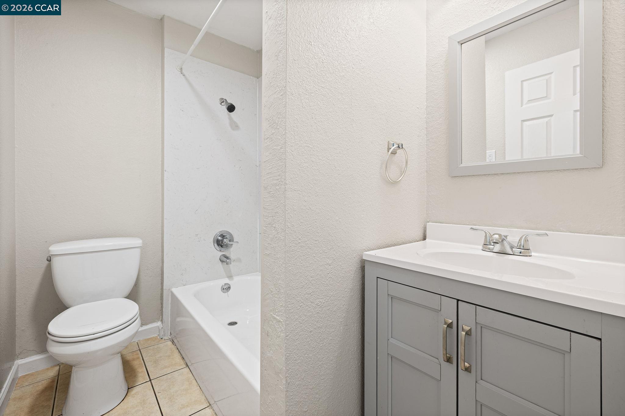 Detail Gallery Image 39 of 46 For 4820 Blum Rd, Martinez,  CA 94553 - 5 Beds | 2/1 Baths