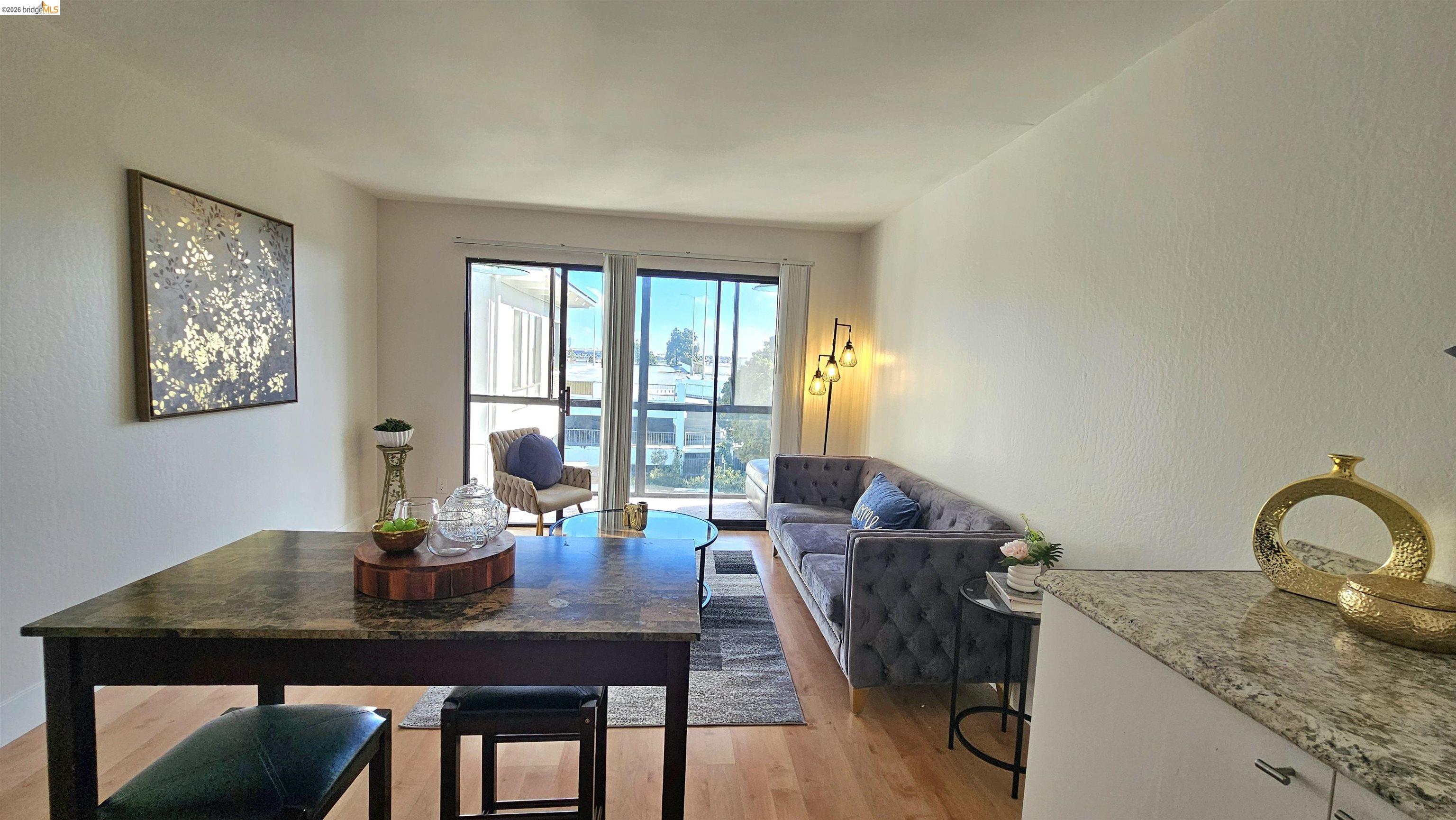 Photo #5: 41124806 Listing: Photo #5