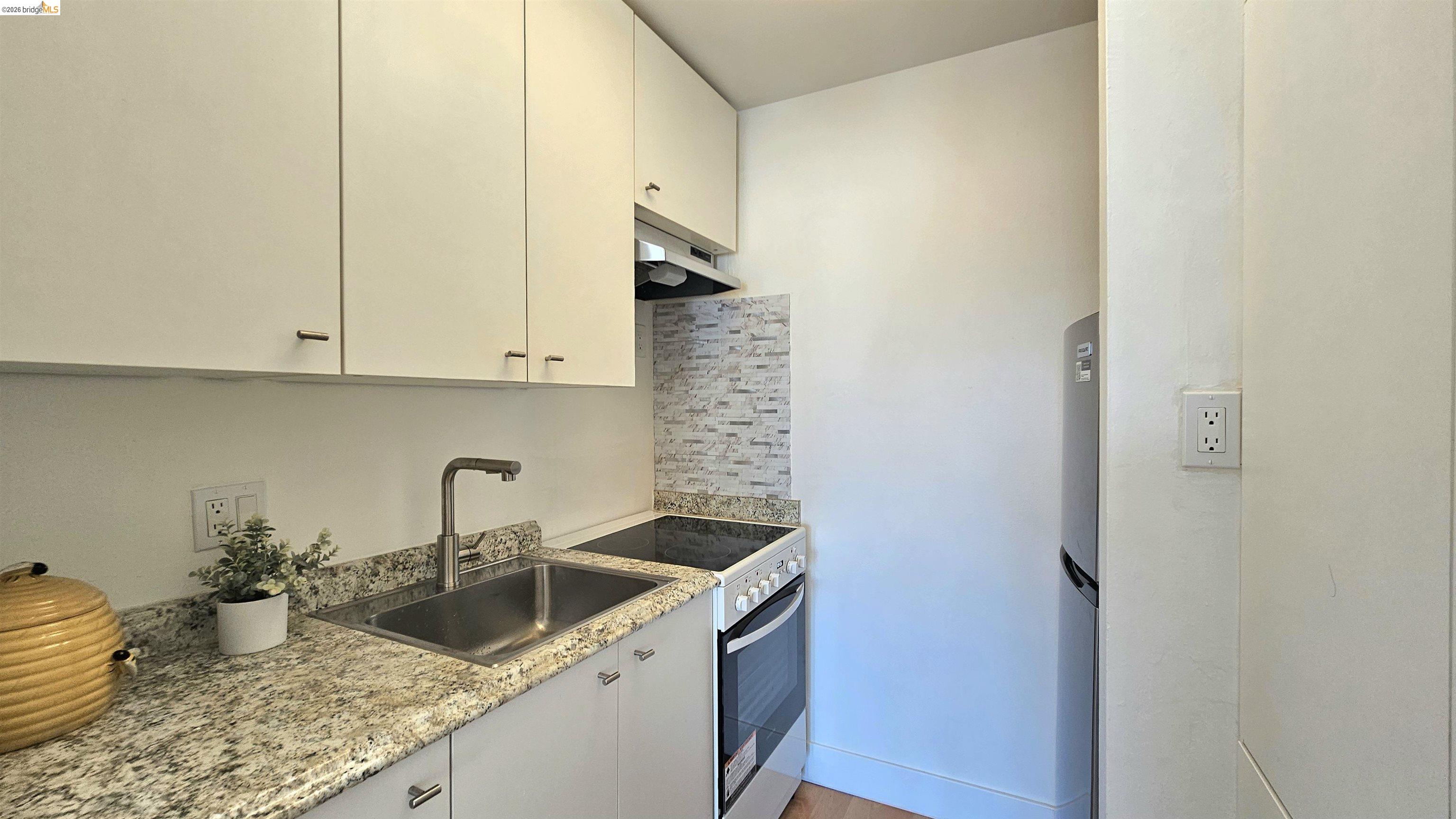 Photo #7: 41124806 Listing: Photo #7