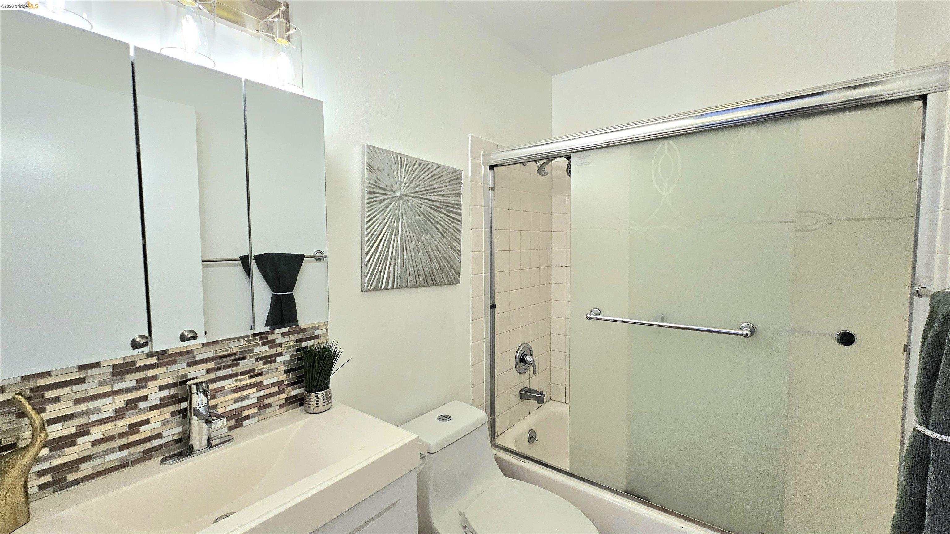 Photo #9: 41124806 Listing: Photo #9