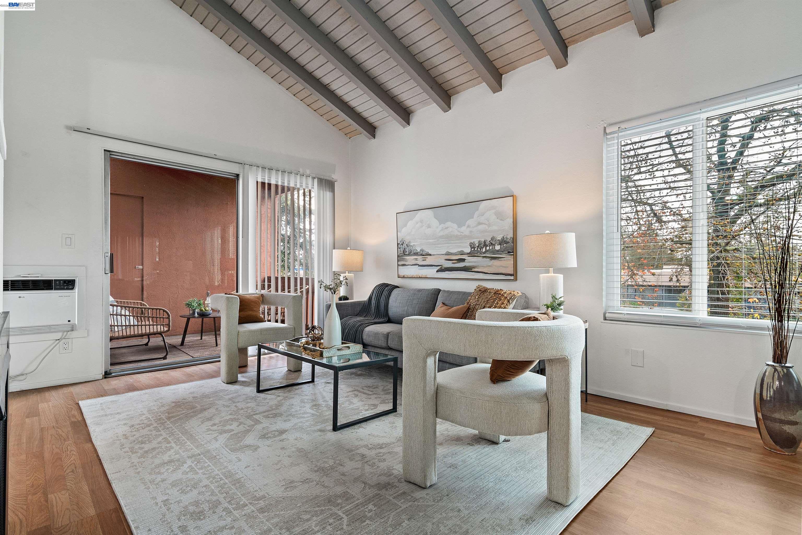 Photo #3: 41124807 Listing: Photo #3