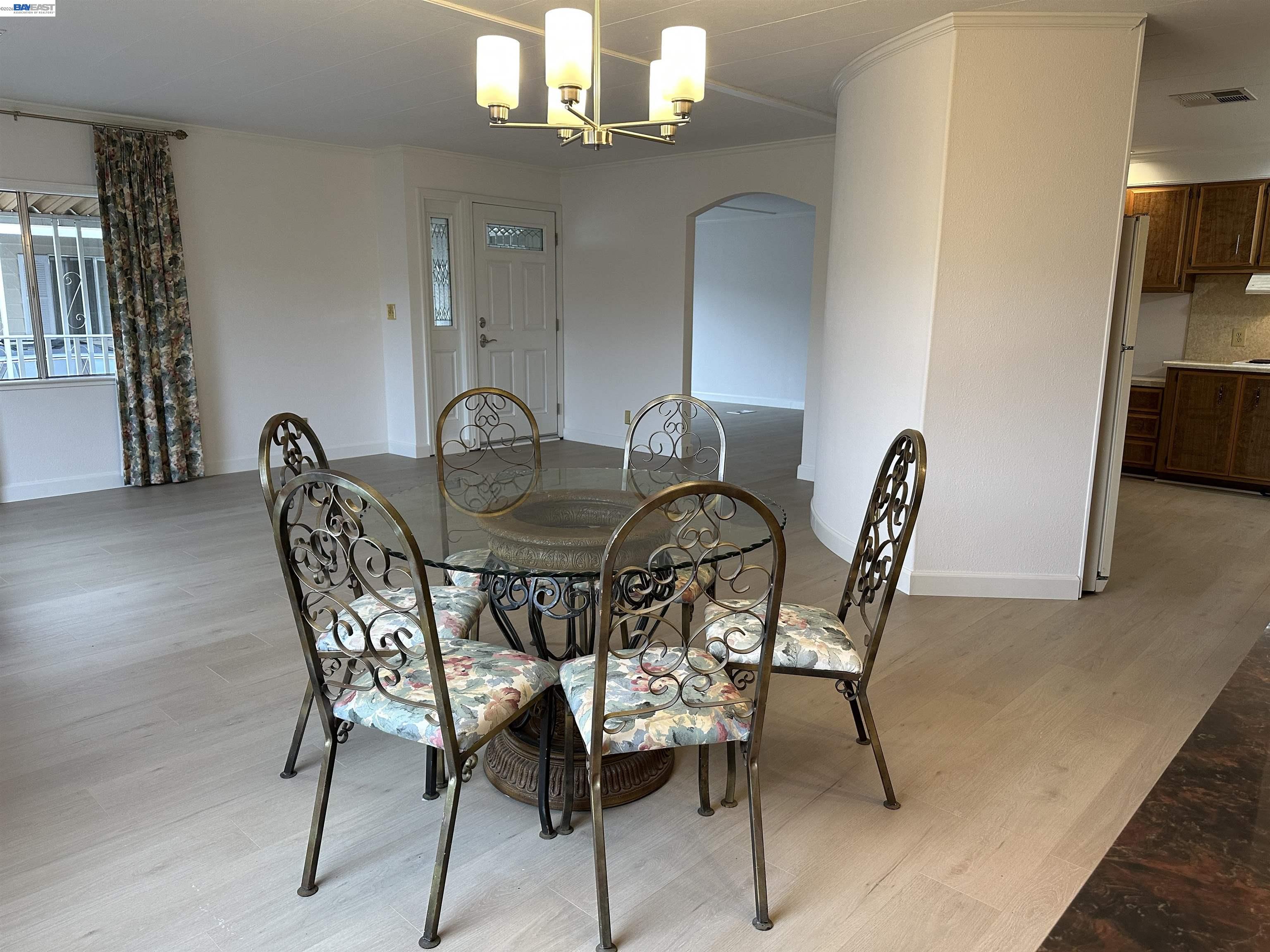 Detail Gallery Image 7 of 28 For 29273 Nantucket Way, Hayward,  CA 94544 - 2 Beds | 2 Baths