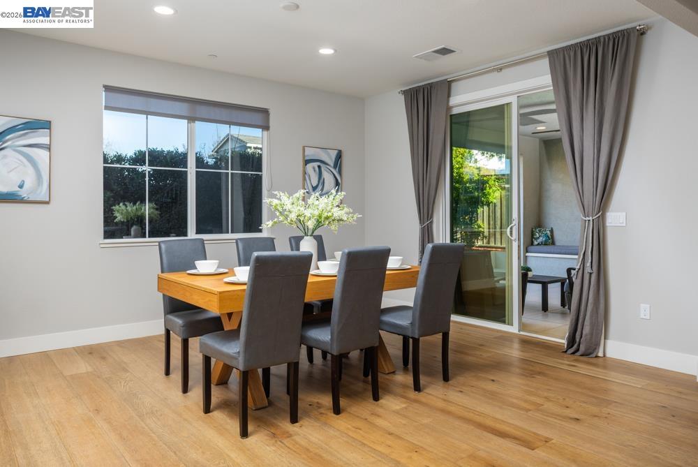 Detail Gallery Image 6 of 33 For 436 Wayland Loop, Livermore,  CA 94550 - 5 Beds | 4 Baths