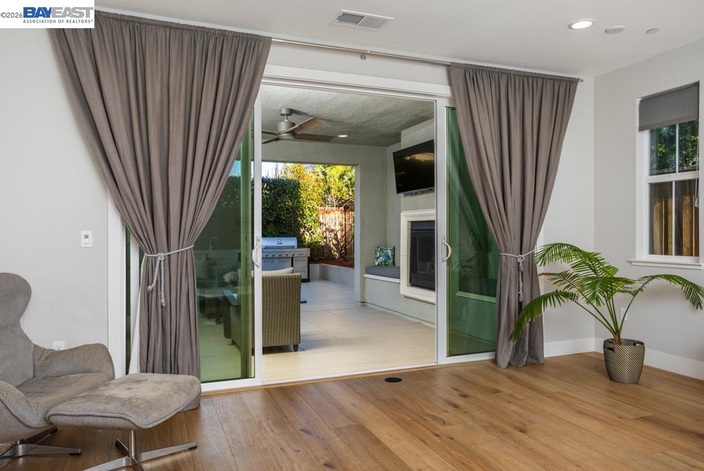 Detail Gallery Image 9 of 33 For 436 Wayland Loop, Livermore,  CA 94550 - 5 Beds | 4 Baths