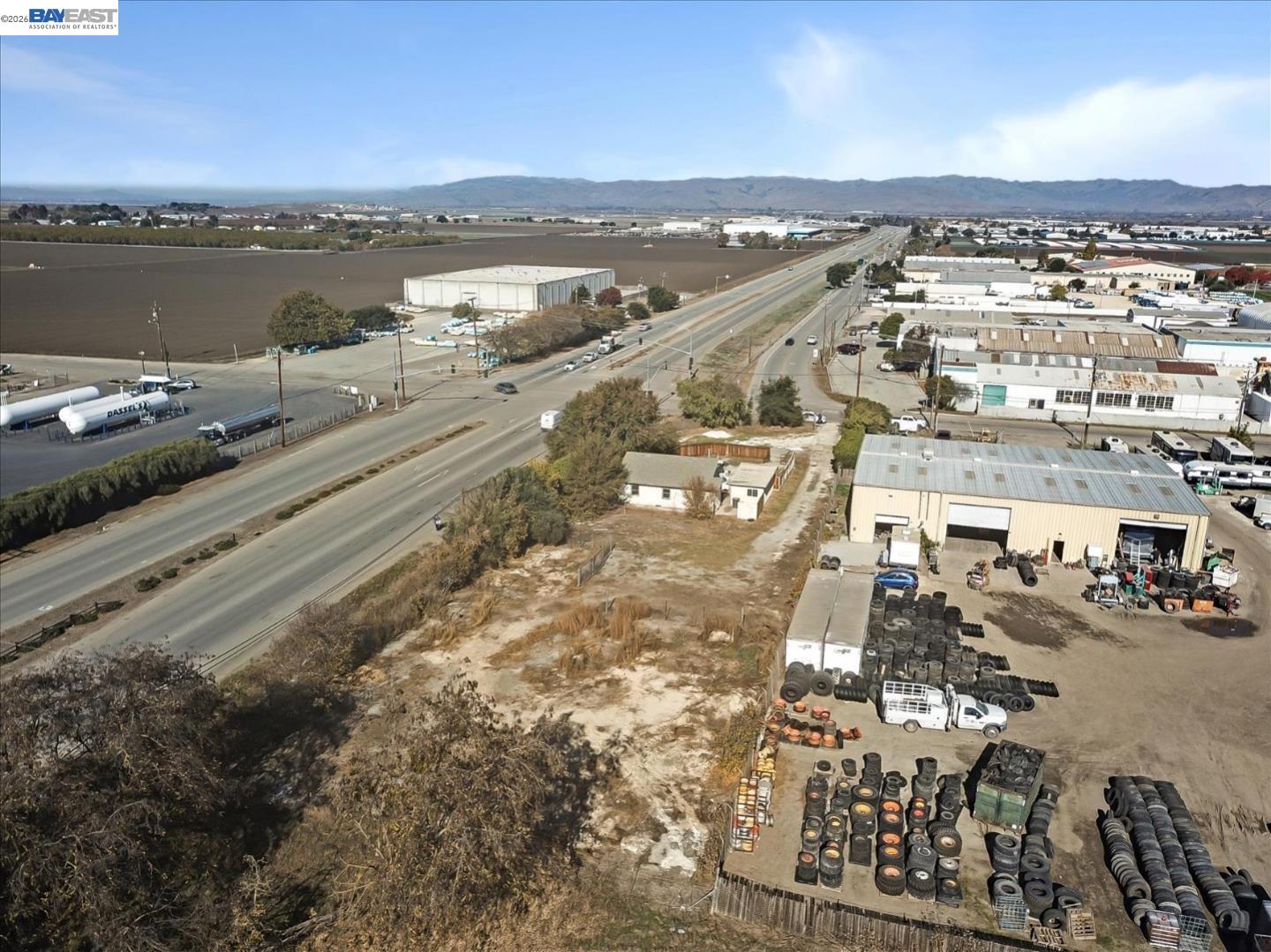 Detail Gallery Image 13 of 14 For 841 San Felipe Rd, Hollister,  CA 95023 - 2 Beds | 1 Baths