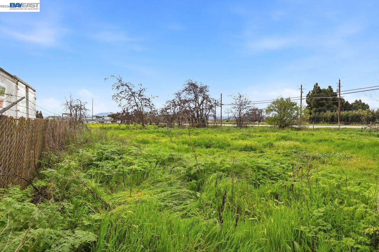 Detail Gallery Image 7 of 14 For 841 San Felipe Rd, Hollister,  CA 95023 - 2 Beds | 1 Baths