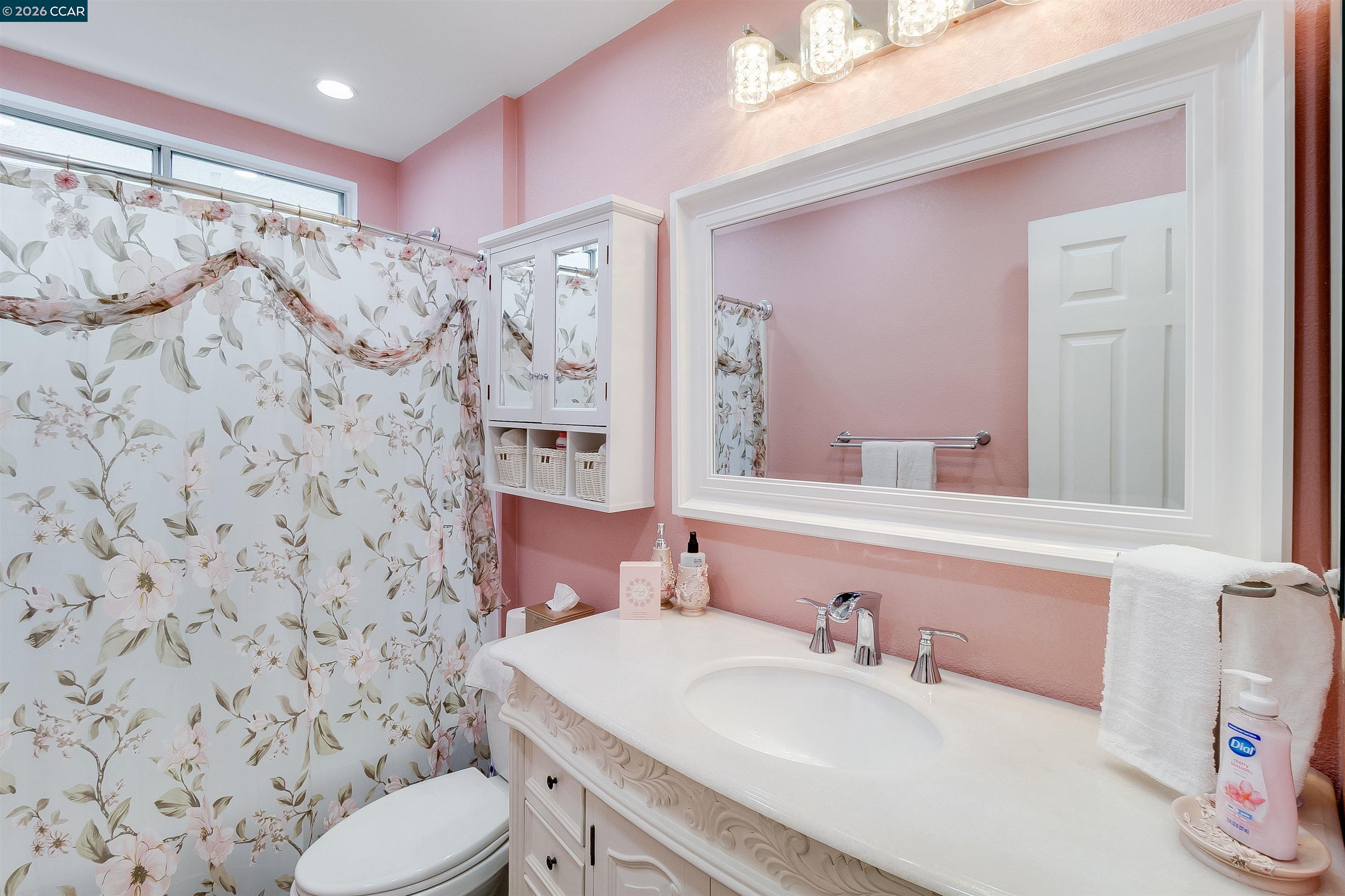 Detail Gallery Image 19 of 45 For 5121 Rodeo Ct, Antioch,  CA 94531 - 3 Beds | 3 Baths