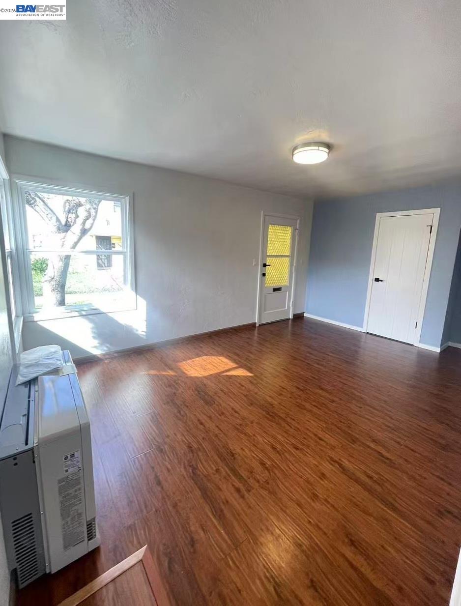 Photo #3: 41124819 Listing: Photo #3