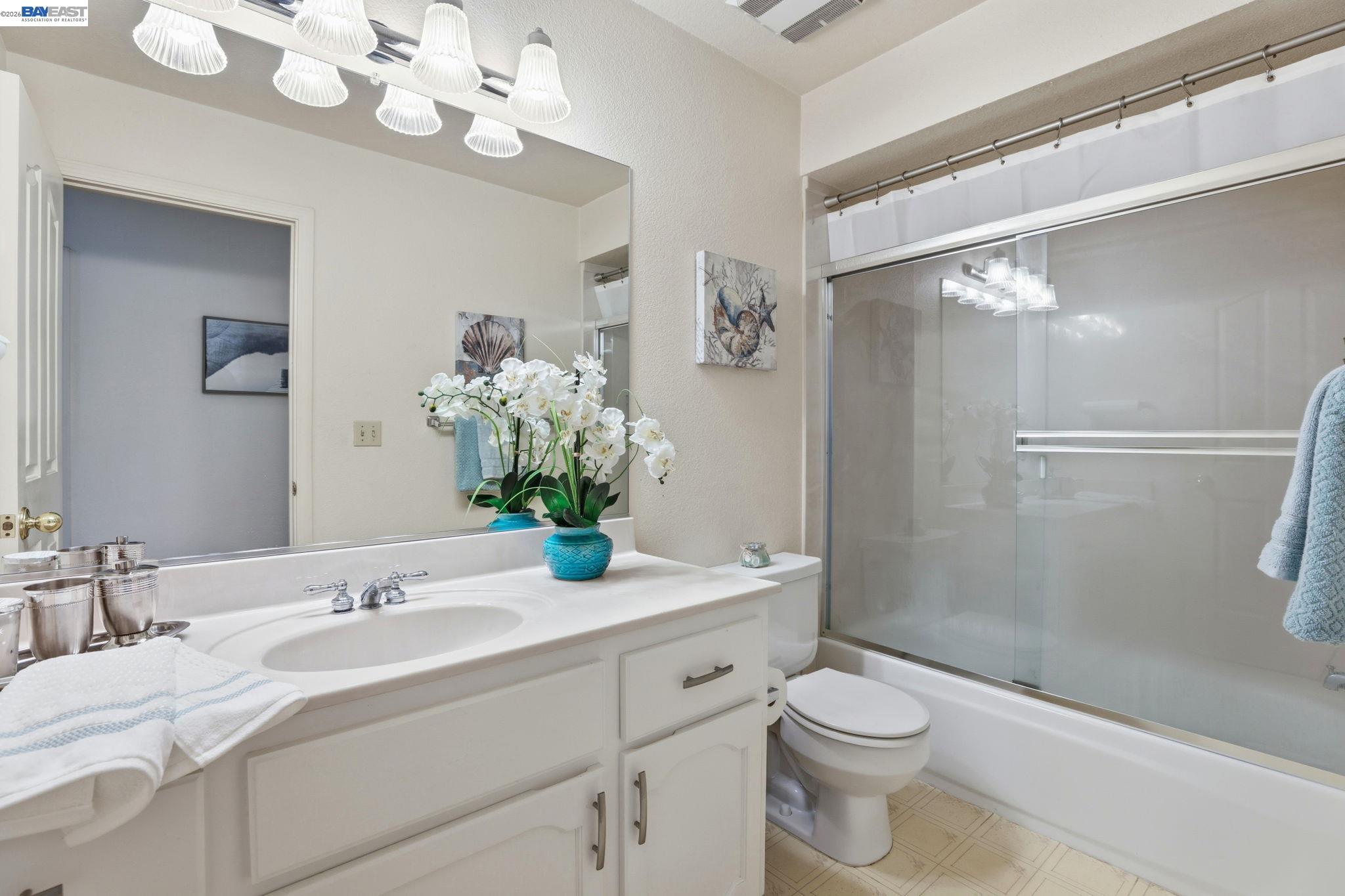 Detail Gallery Image 35 of 51 For 1414 Columbine Way, Livermore,  CA 94551 - 4 Beds | 2/1 Baths