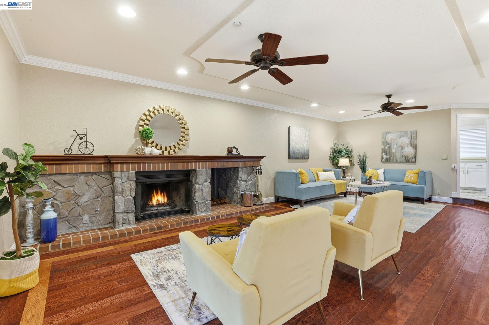 Detail Gallery Image 9 of 51 For 1414 Columbine Way, Livermore,  CA 94551 - 4 Beds | 2/1 Baths