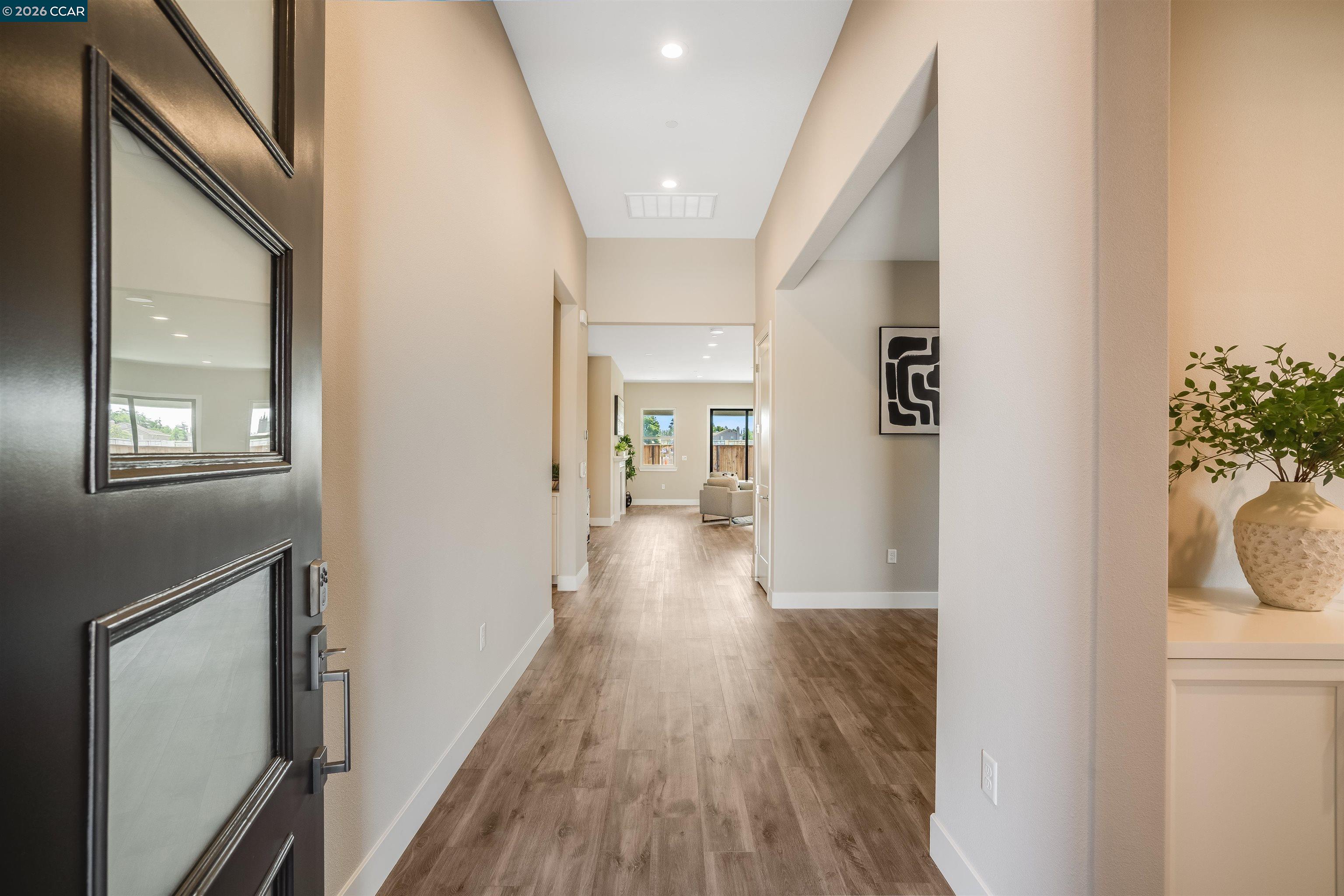 Detail Gallery Image 1 of 45 For 1567 Aloha Lane, Tracy,  CA 95377 - 3 Beds | 2/1 Baths