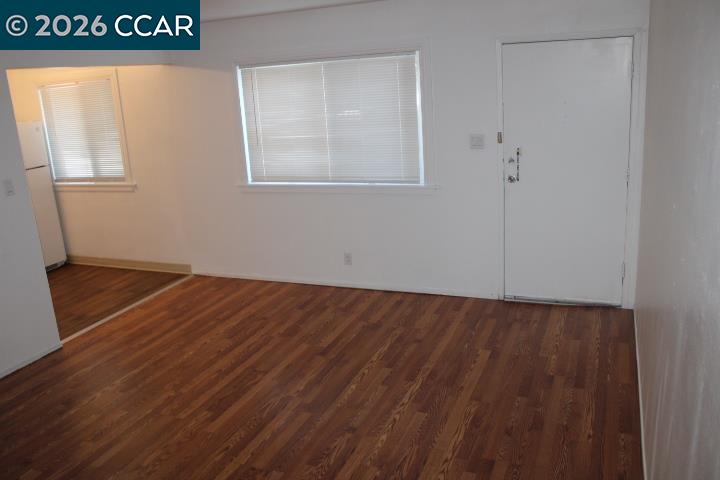 Detail Gallery Image 2 of 15 For 2515 Manchester Ave #2,  San Pablo,  CA 94806 - 2 Beds | 1 Baths