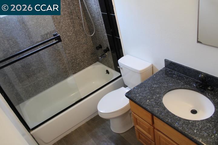 Detail Gallery Image 10 of 15 For 2515 Manchester Ave #2,  San Pablo,  CA 94806 - 2 Beds | 1 Baths