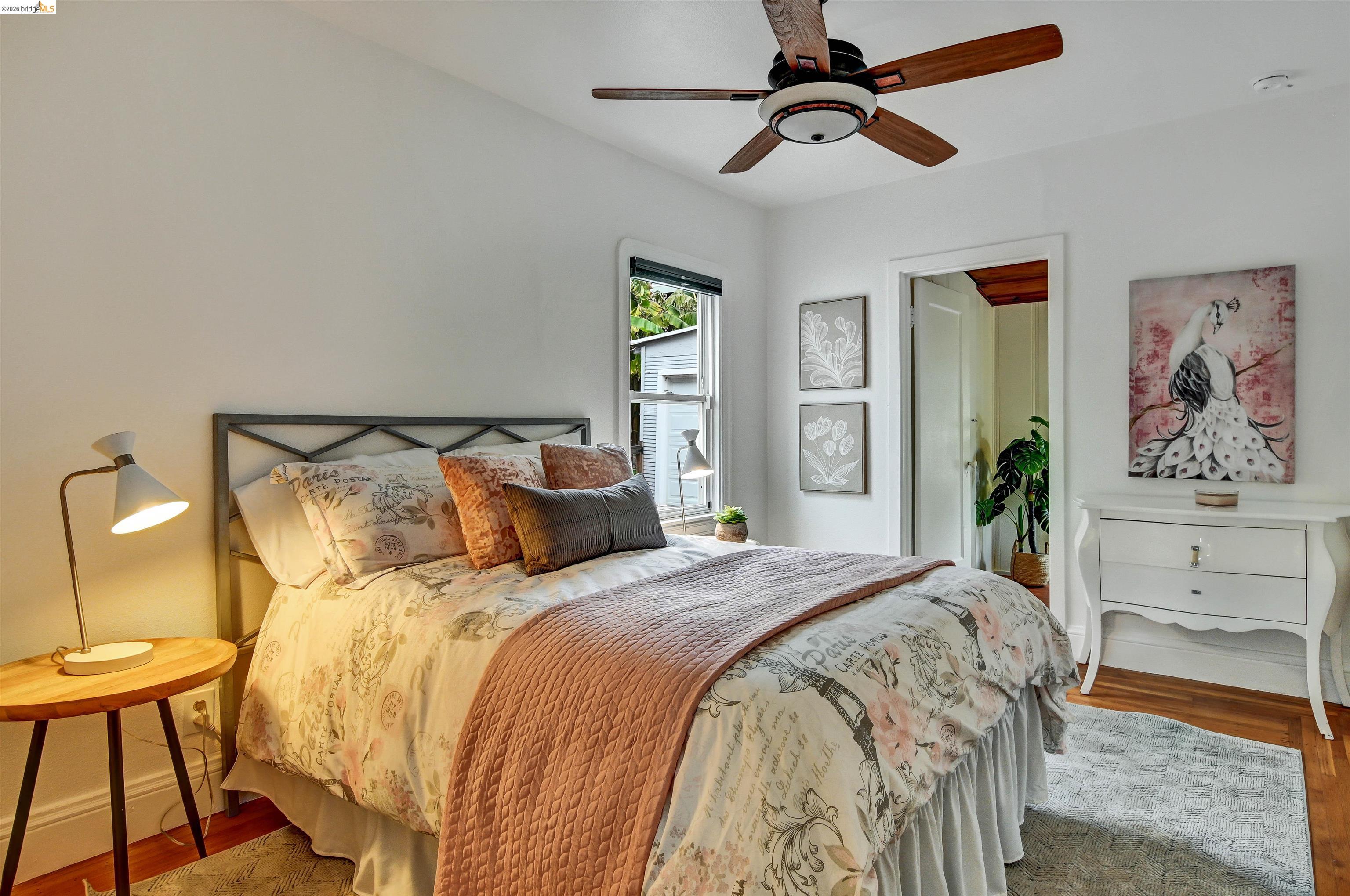 Detail Gallery Image 21 of 32 For 6236 Laird Ave, Oakland,  CA 94605 - 2 Beds | 1 Baths