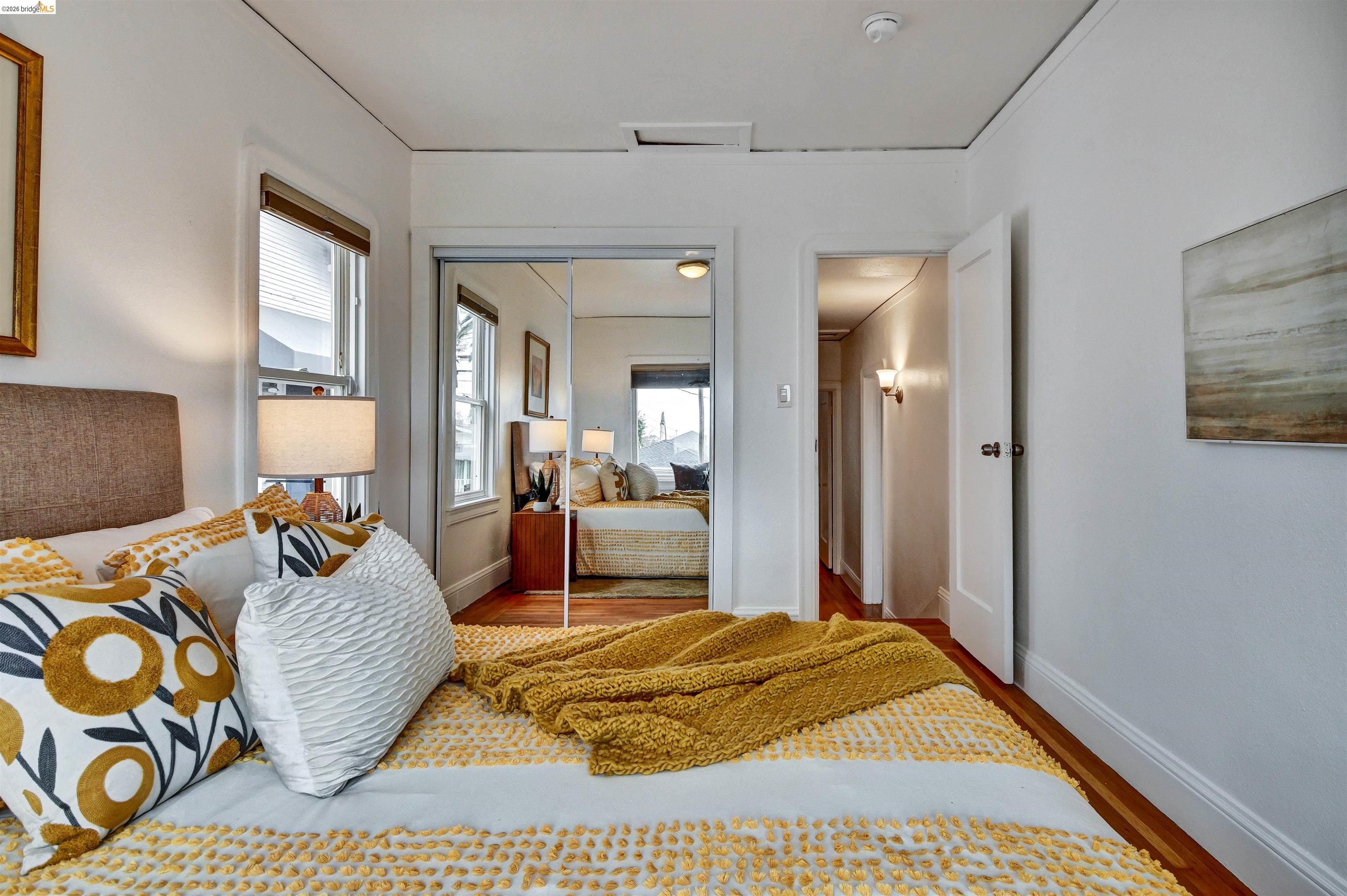 Detail Gallery Image 27 of 32 For 6236 Laird Ave, Oakland,  CA 94605 - 2 Beds | 1 Baths