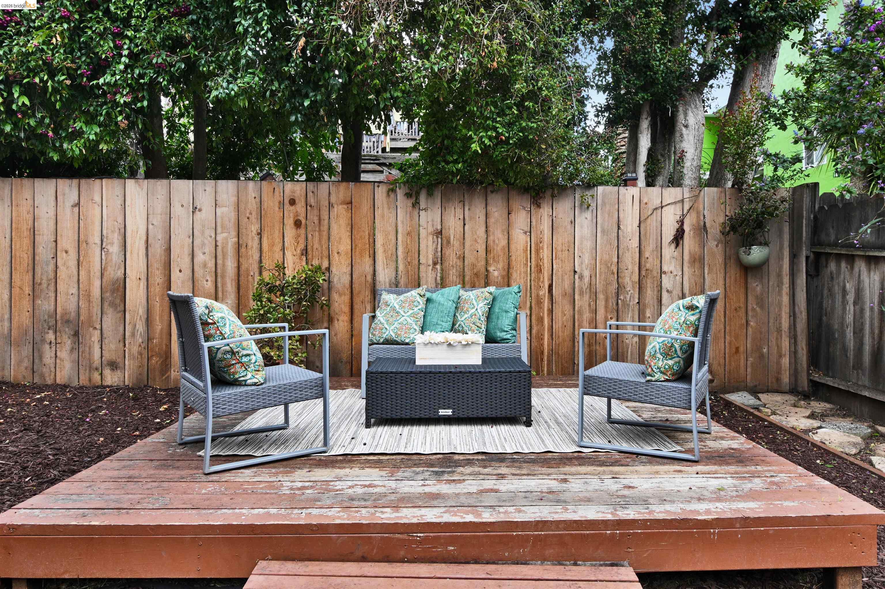 Detail Gallery Image 31 of 32 For 6236 Laird Ave, Oakland,  CA 94605 - 2 Beds | 1 Baths