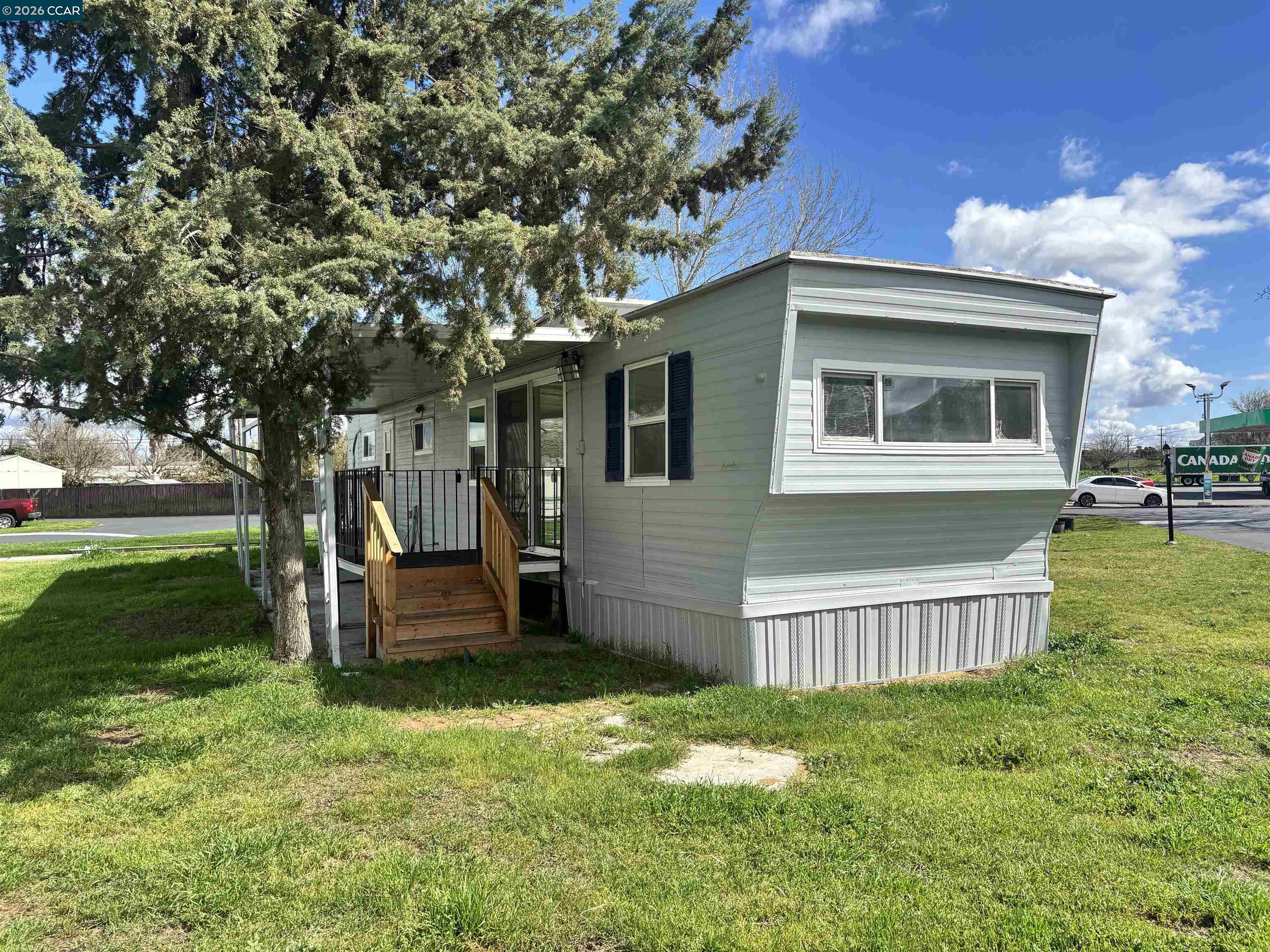 Detail Gallery Image 2 of 17 For 3505 Gateway Rd, 13m,  Bethel Island,  CA 94511 - 1 Beds | 1 Baths