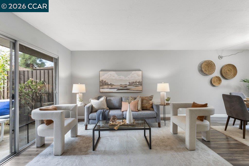 Photo #1: 41124838 Listing: Photo #1