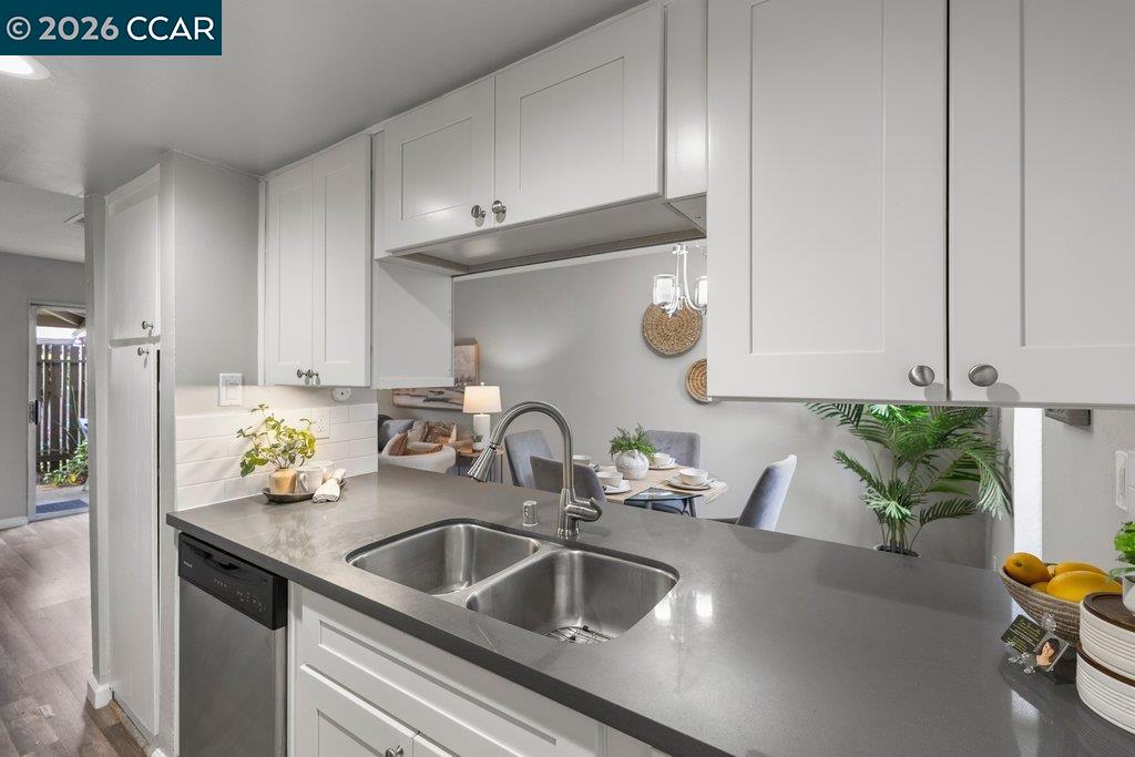 Photo #7: 41124838 Listing: Photo #7