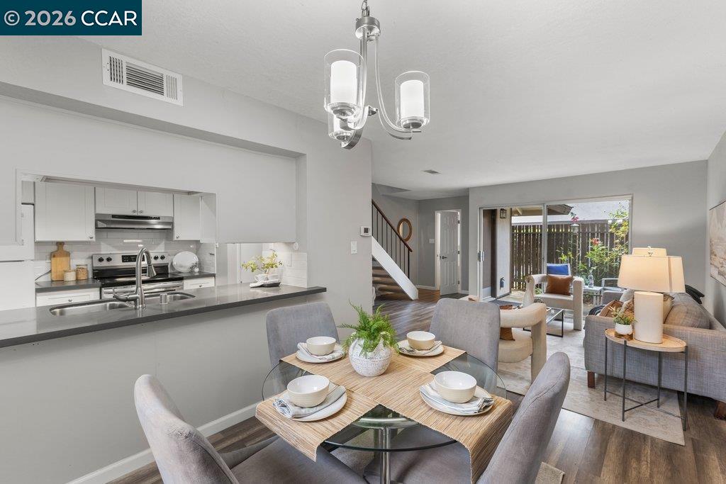 Photo #9: 41124838 Listing: Photo #9