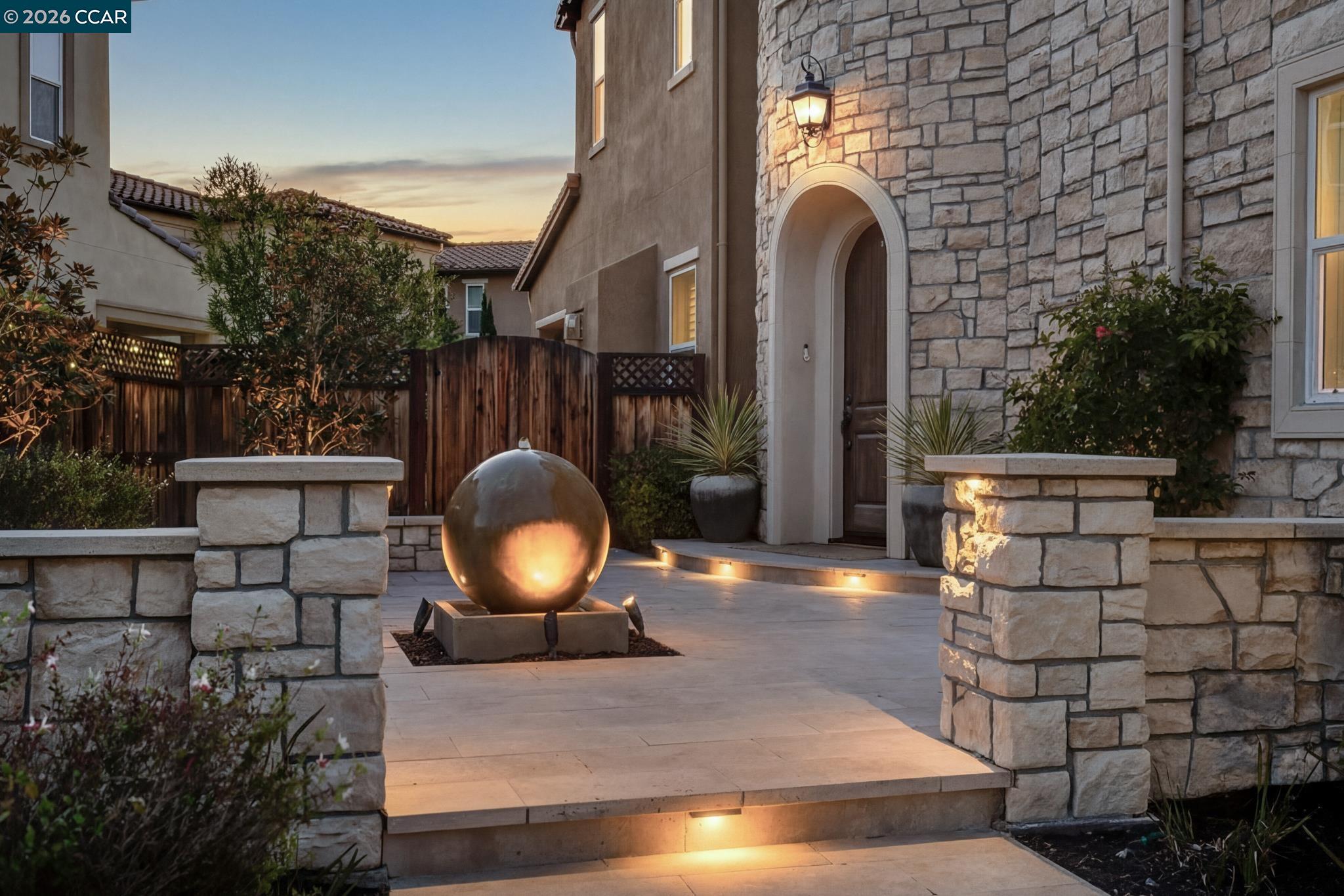 Detail Gallery Image 2 of 45 For 1150 Trumpet Vine Ln, San Ramon,  CA 94582 - 4 Beds | 3/1 Baths