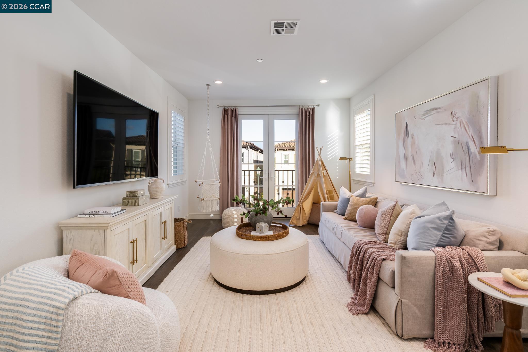 Detail Gallery Image 18 of 45 For 1150 Trumpet Vine Ln, San Ramon,  CA 94582 - 4 Beds | 3/1 Baths