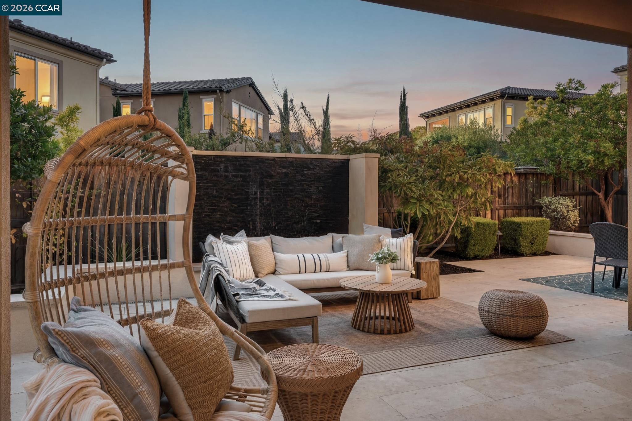 Detail Gallery Image 35 of 45 For 1150 Trumpet Vine Ln, San Ramon,  CA 94582 - 4 Beds | 3/1 Baths