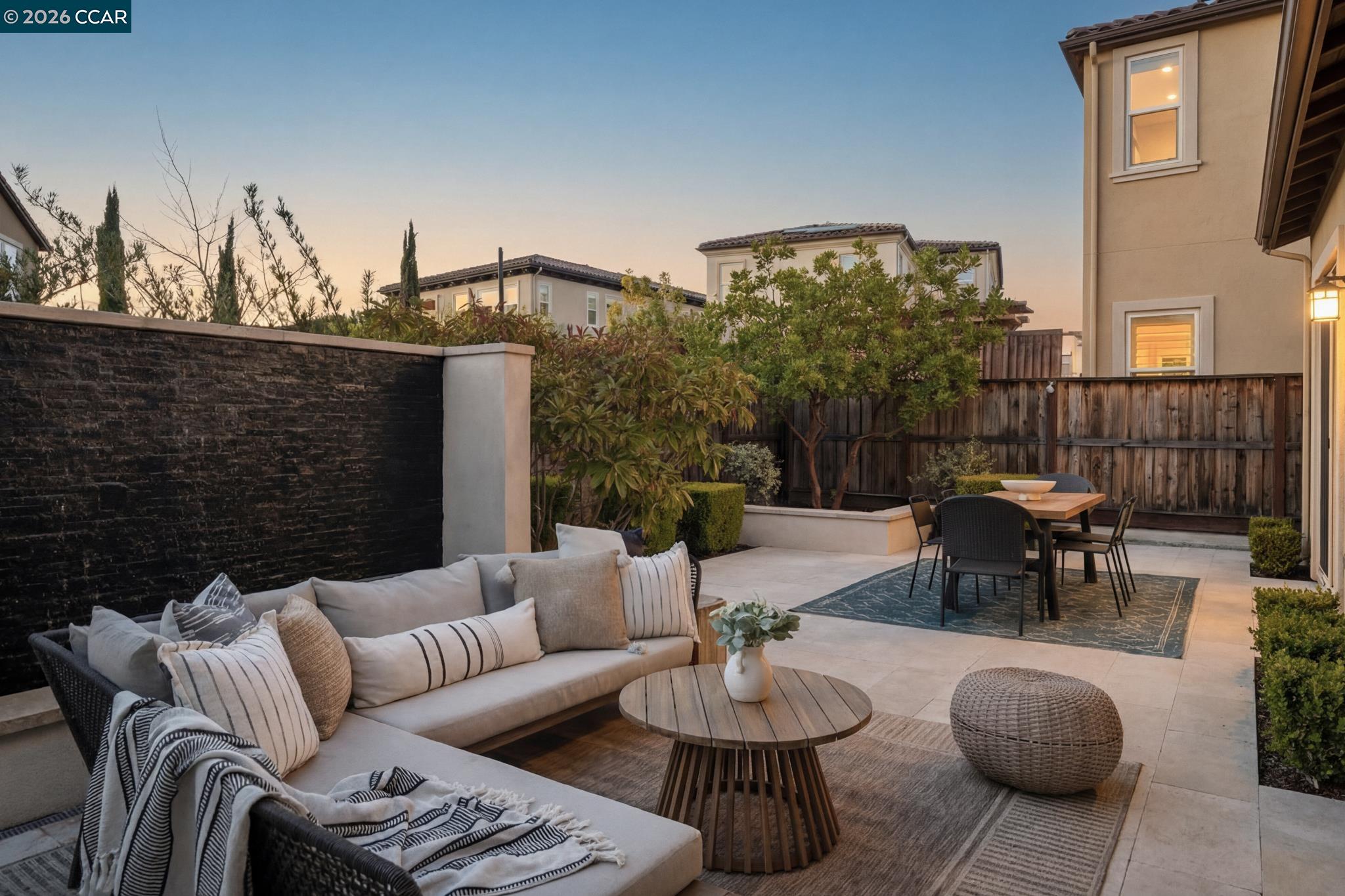 Detail Gallery Image 39 of 45 For 1150 Trumpet Vine Ln, San Ramon,  CA 94582 - 4 Beds | 3/1 Baths