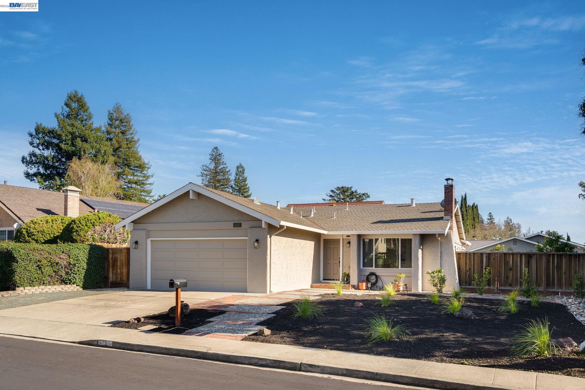 Detail Gallery Image 3 of 41 For 3415 Loreto Drive, San Ramon,  CA 94583 - 3 Beds | 2 Baths