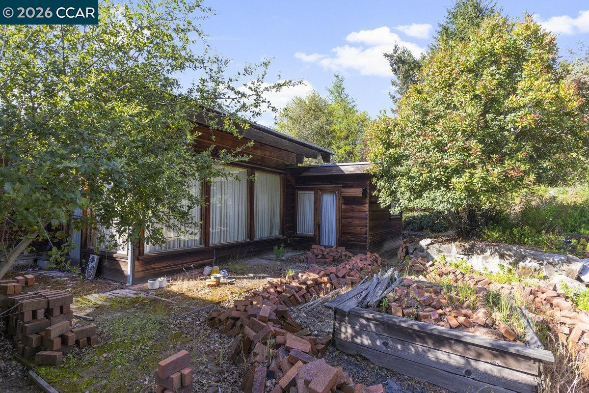 Detail Gallery Image 20 of 33 For 1101 Scots Ln, Walnut Creek,  CA 94596 - 3 Beds | 2/1 Baths