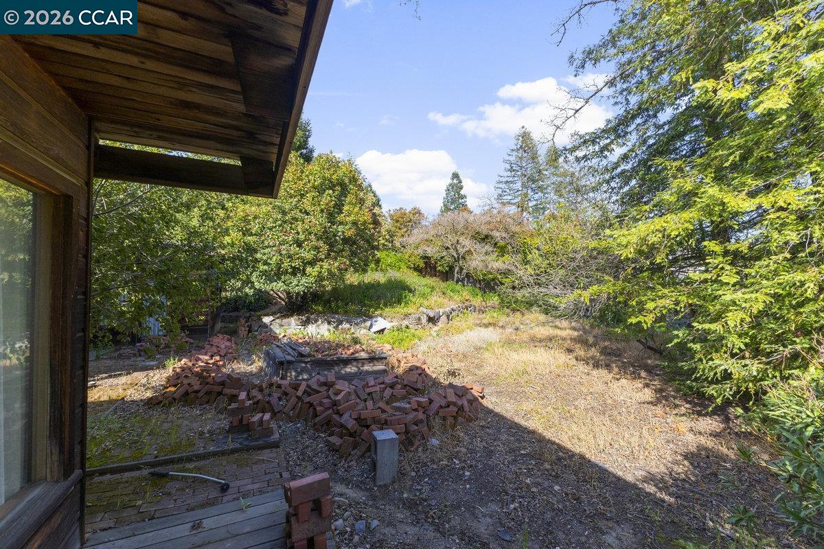 Detail Gallery Image 21 of 33 For 1101 Scots Ln, Walnut Creek,  CA 94596 - 3 Beds | 2/1 Baths