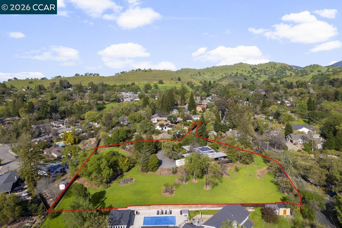 Detail Gallery Image 33 of 33 For 1101 Scots Ln, Walnut Creek,  CA 94596 - 3 Beds | 2/1 Baths