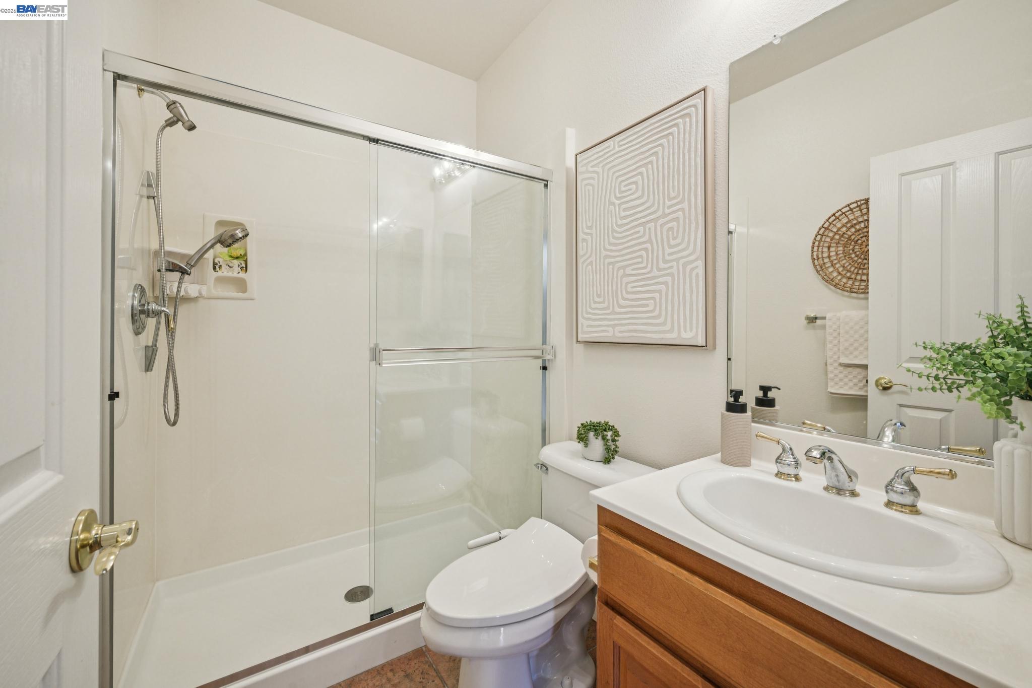 Detail Gallery Image 29 of 59 For 28862 Bay Heights Rd, Hayward,  CA 94542 - 5 Beds | 3 Baths