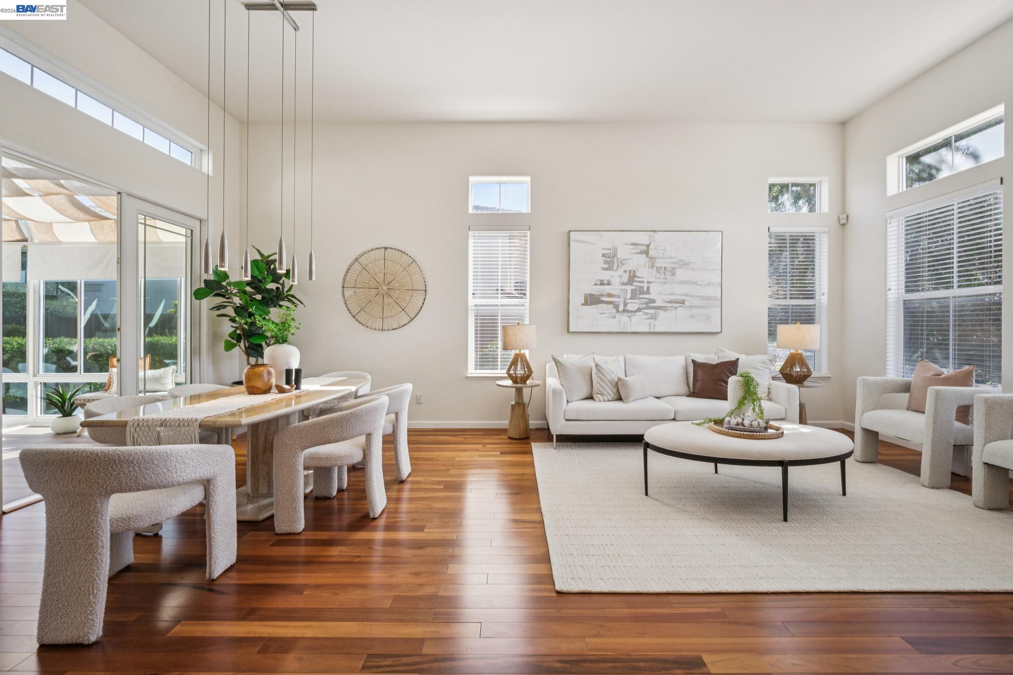 Detail Gallery Image 4 of 59 For 28862 Bay Heights Rd, Hayward,  CA 94542 - 5 Beds | 3 Baths