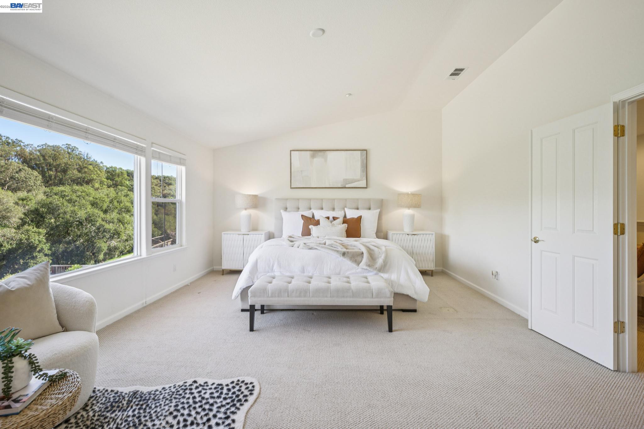 Detail Gallery Image 34 of 59 For 28862 Bay Heights Rd, Hayward,  CA 94542 - 5 Beds | 3 Baths