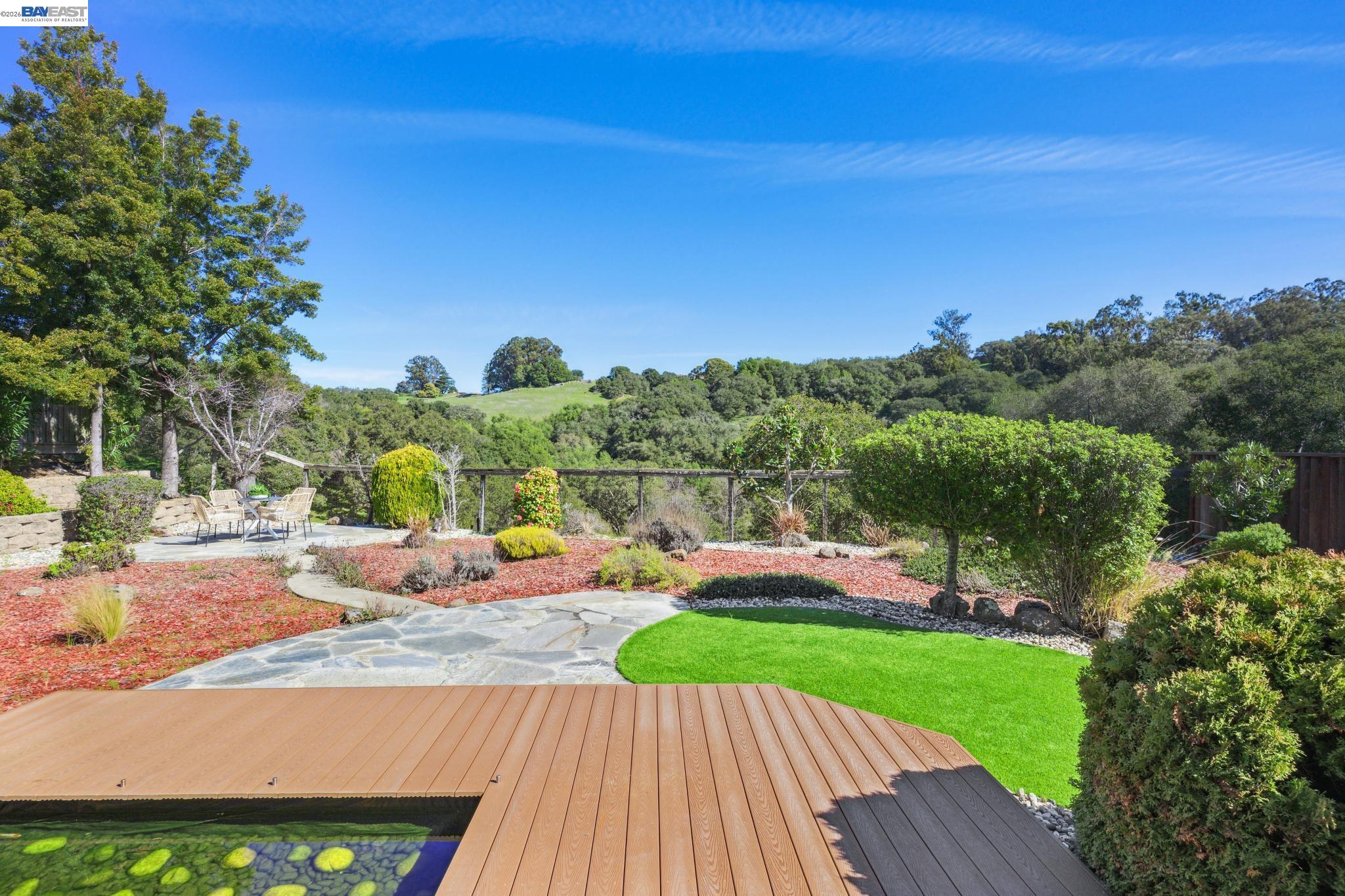 Detail Gallery Image 52 of 59 For 28862 Bay Heights Rd, Hayward,  CA 94542 - 5 Beds | 3 Baths