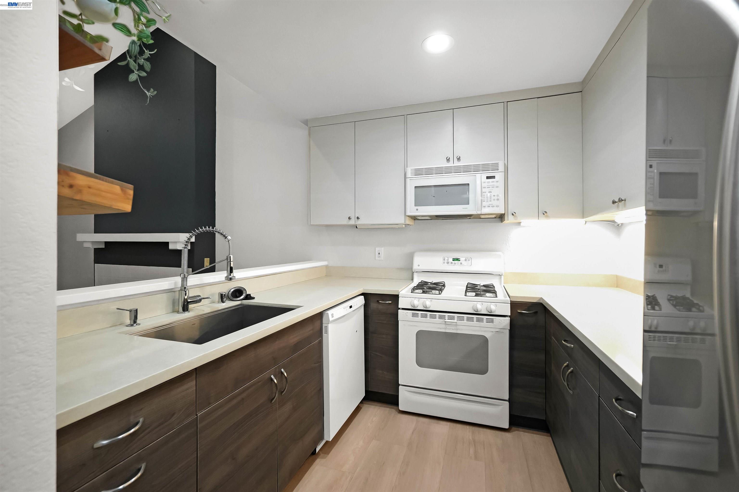 Photo #11: 41124850 Listing: Photo #11