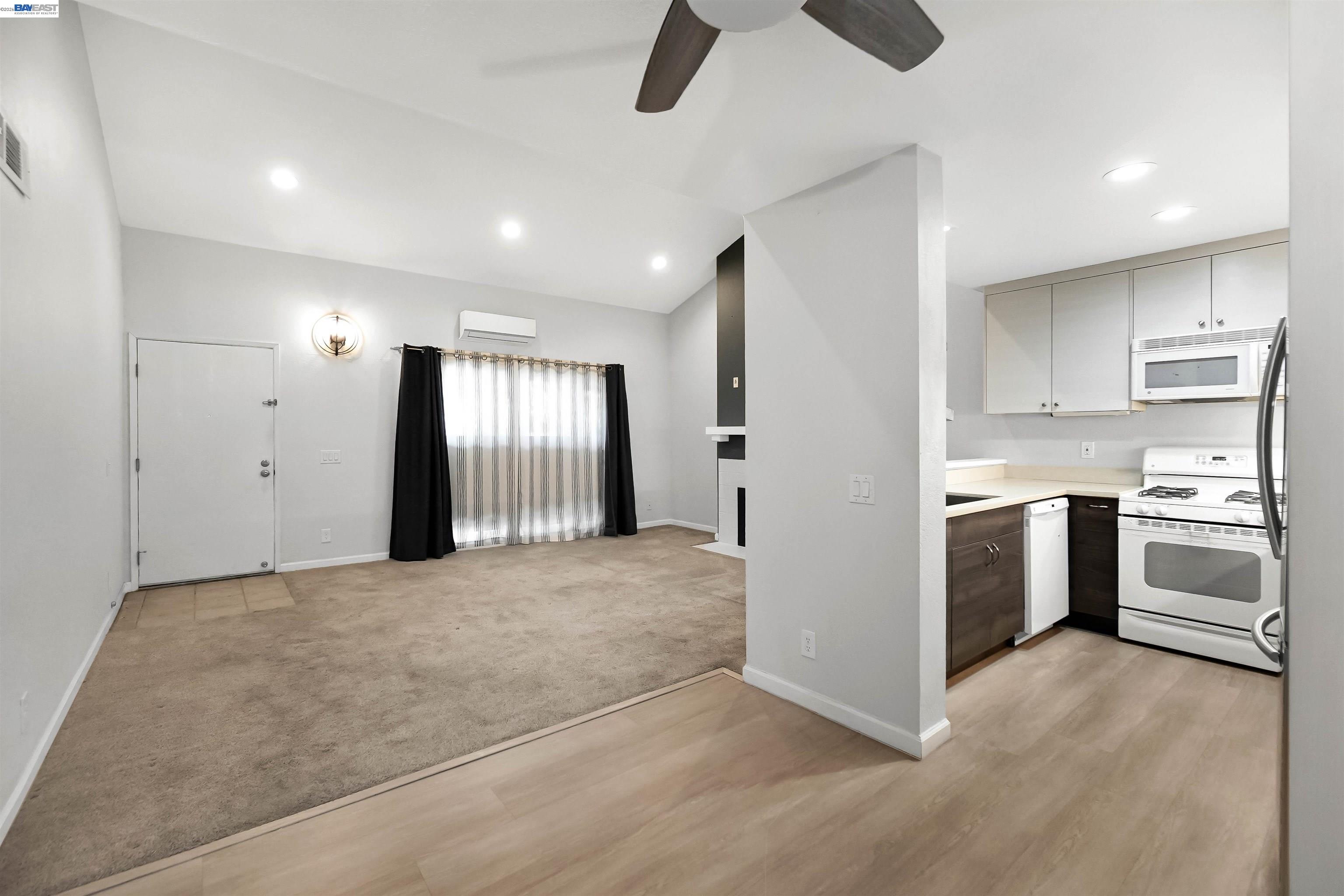 Photo #9: 41124850 Listing: Photo #9