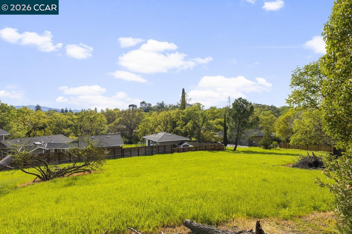 Detail Gallery Image 8 of 15 For 1081 Scots Ln, Walnut Creek,  CA 94596 - – Beds | – Baths