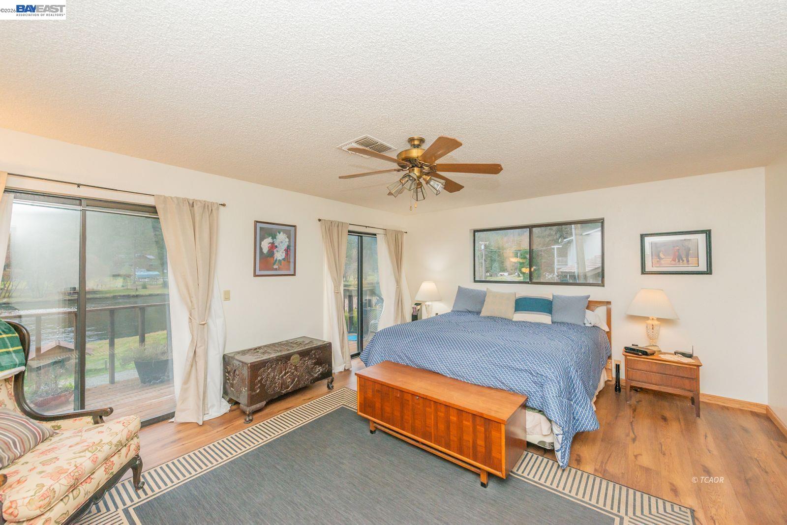 Detail Gallery Image 17 of 52 For 2393 Poker Bar Rd, Douglas City,  CA 96024 - 3 Beds | 2/1 Baths