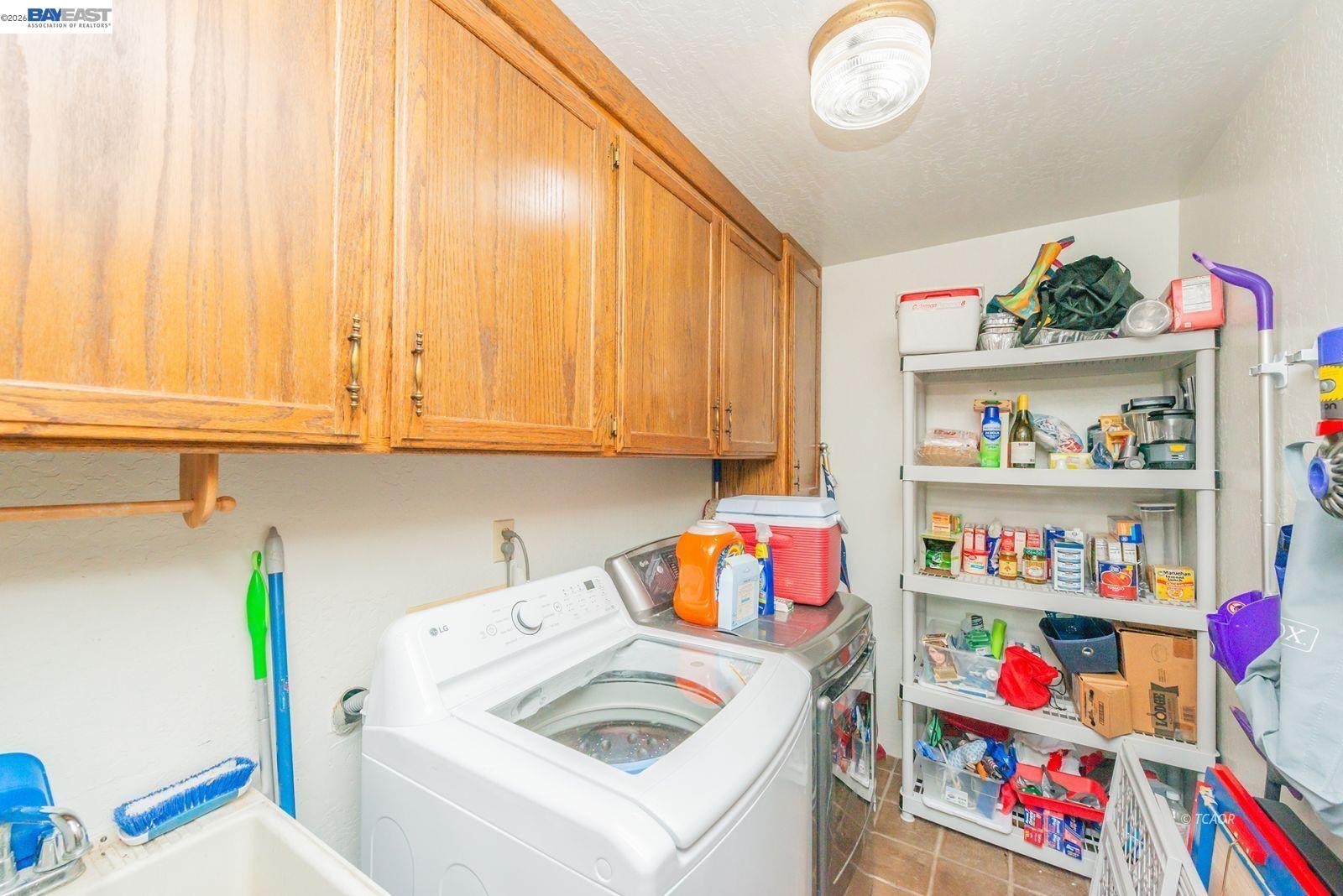 Detail Gallery Image 26 of 52 For 2393 Poker Bar Rd, Douglas City,  CA 96024 - 3 Beds | 2/1 Baths