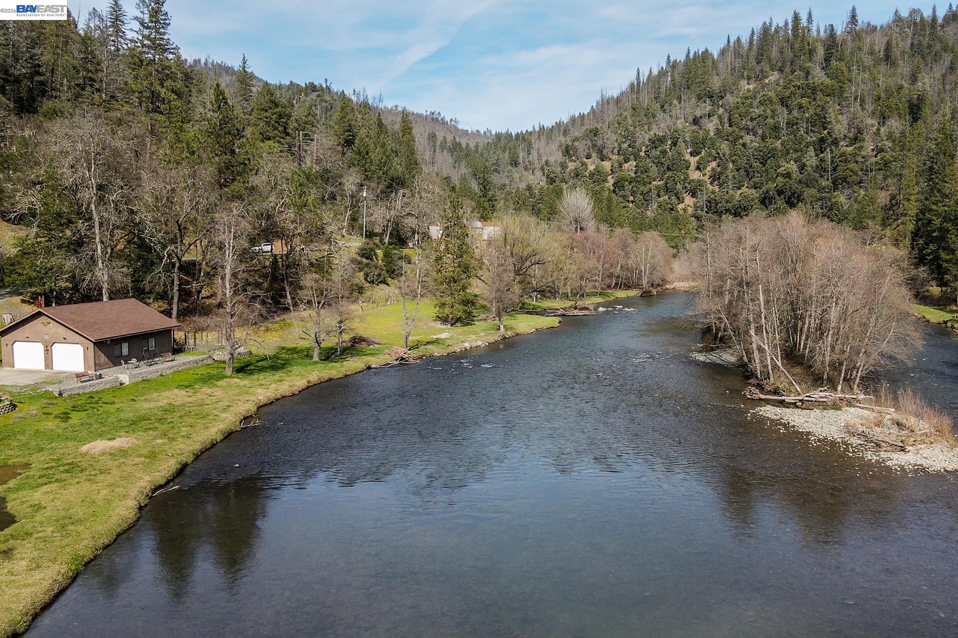 Detail Gallery Image 4 of 52 For 2393 Poker Bar Rd, Douglas City,  CA 96024 - 3 Beds | 2/1 Baths