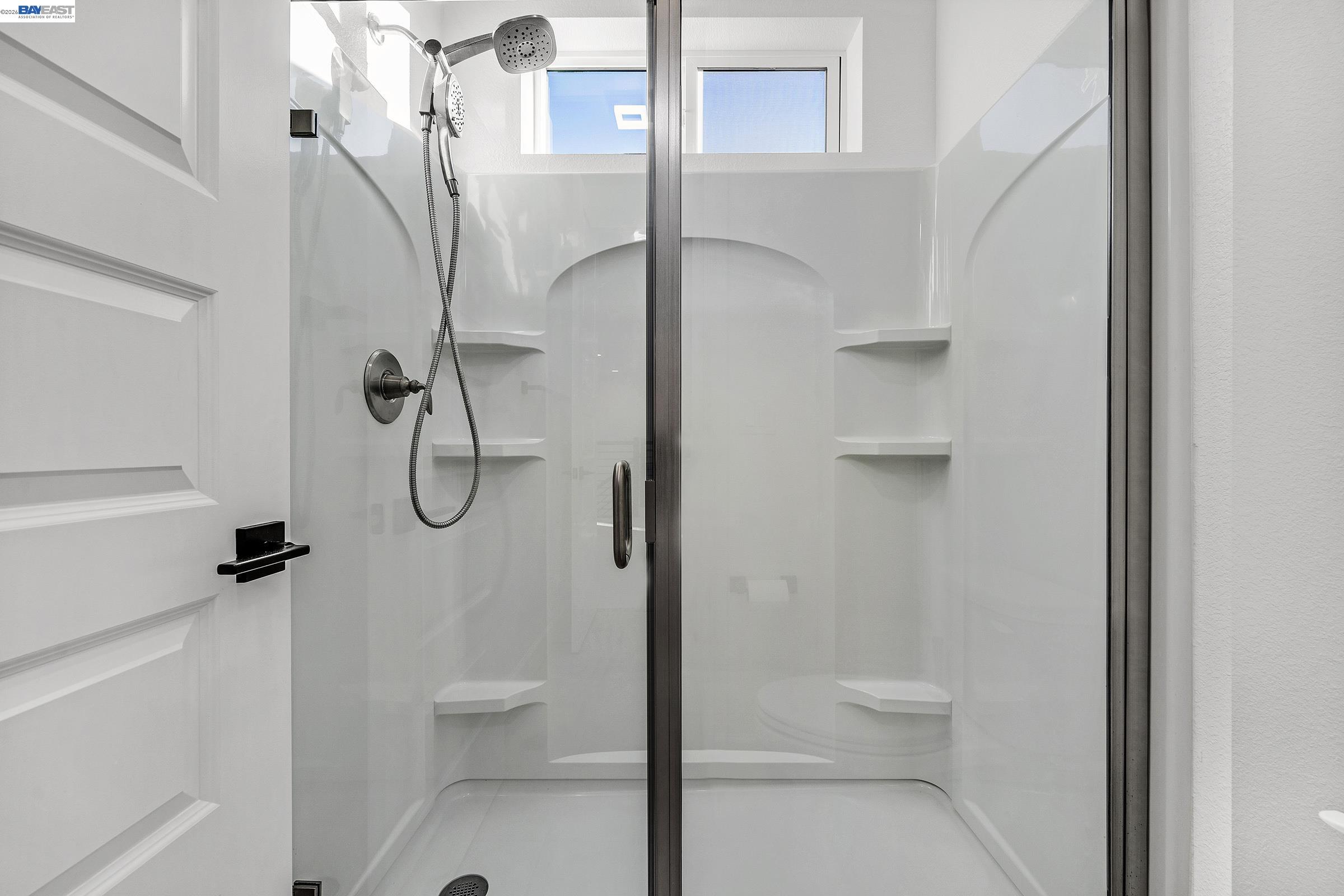 Detail Gallery Image 28 of 60 For 259 Eagle Nest Dr, Oakley,  CA 94561 - 5 Beds | 4/1 Baths