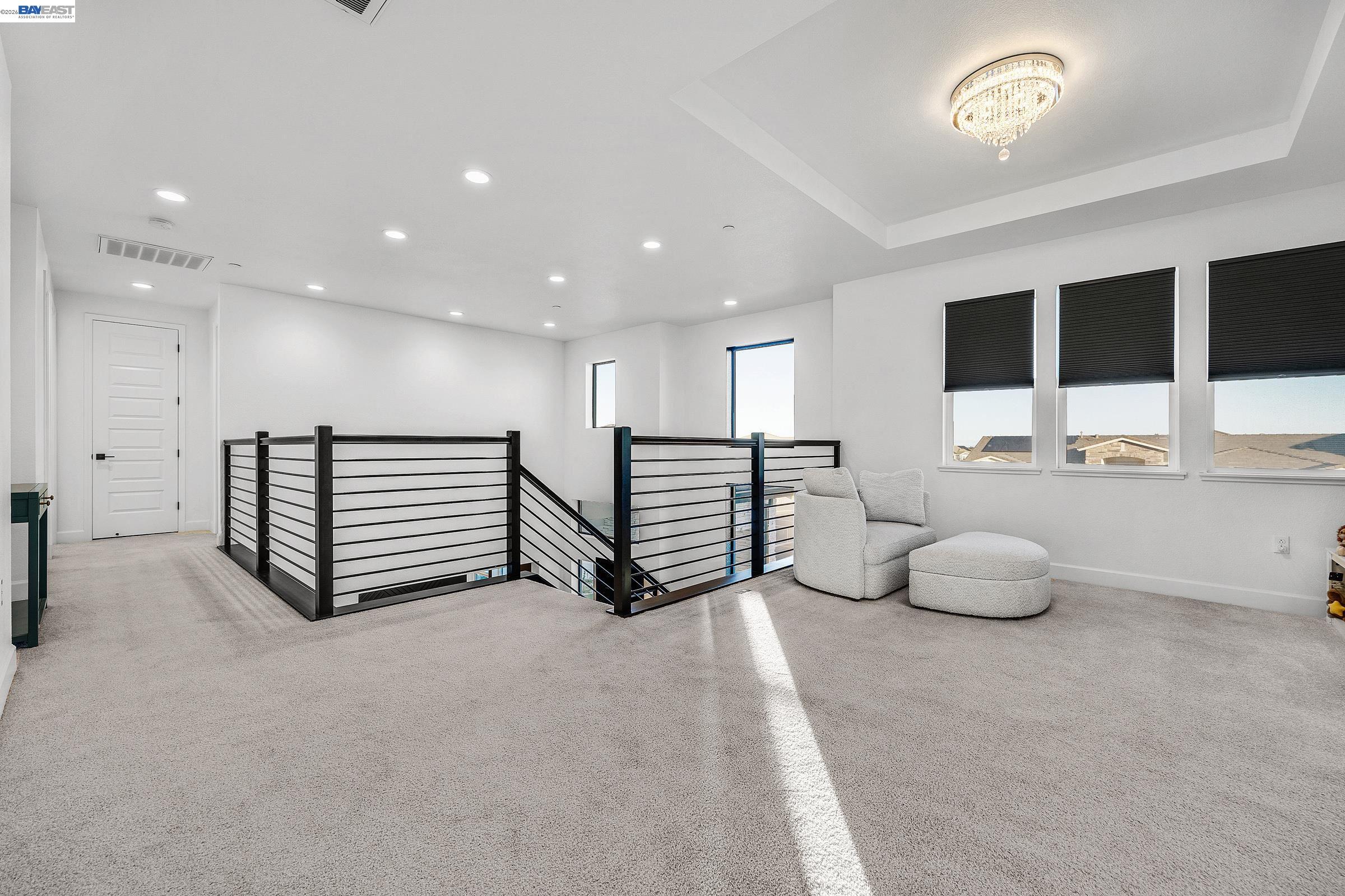 Detail Gallery Image 29 of 60 For 259 Eagle Nest Dr, Oakley,  CA 94561 - 5 Beds | 4/1 Baths