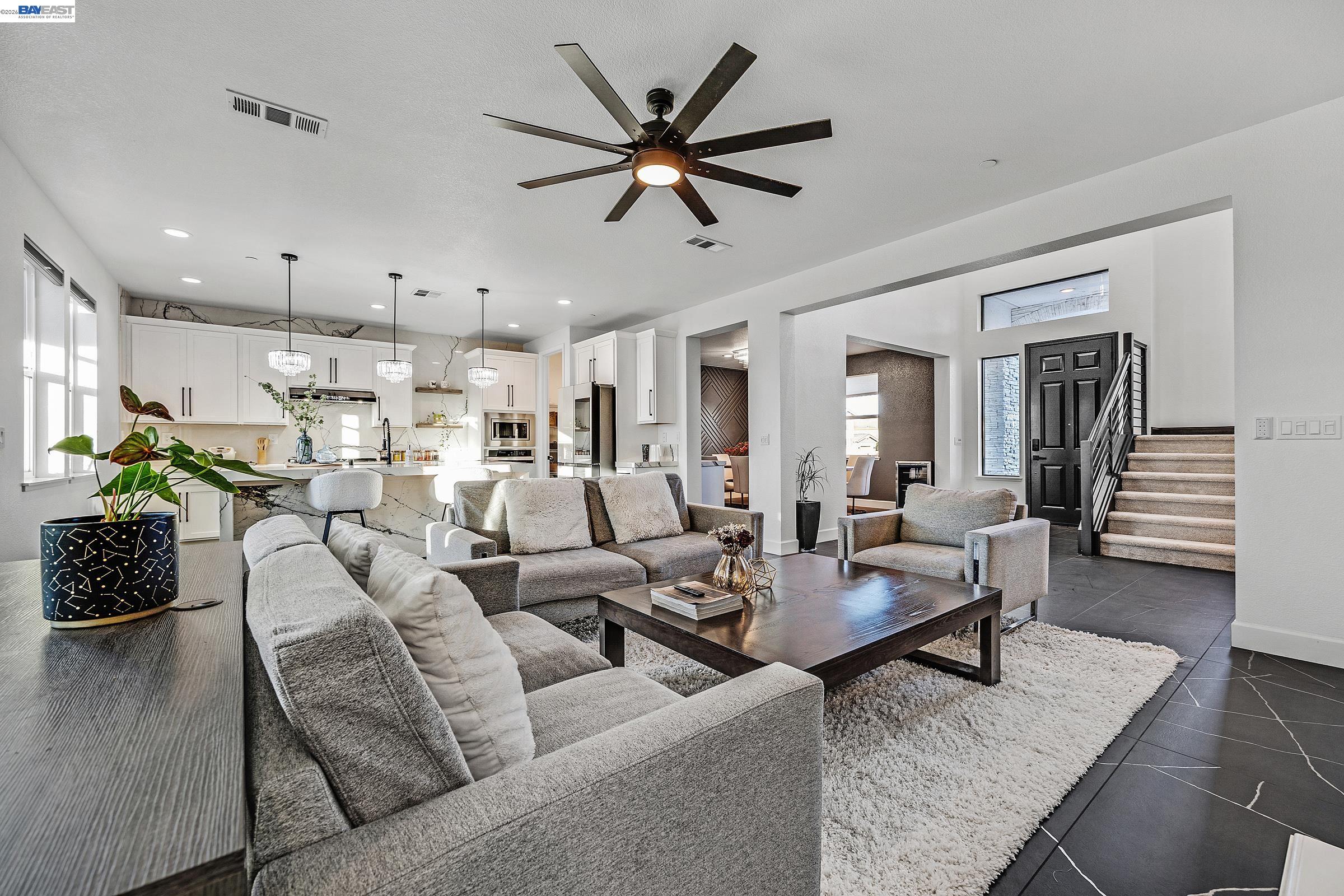 Detail Gallery Image 38 of 60 For 259 Eagle Nest Dr, Oakley,  CA 94561 - 5 Beds | 4/1 Baths